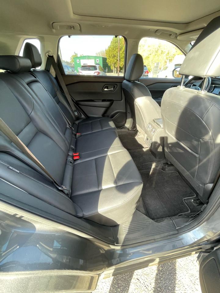 2023 Nissan Rogue SL - Photo #15