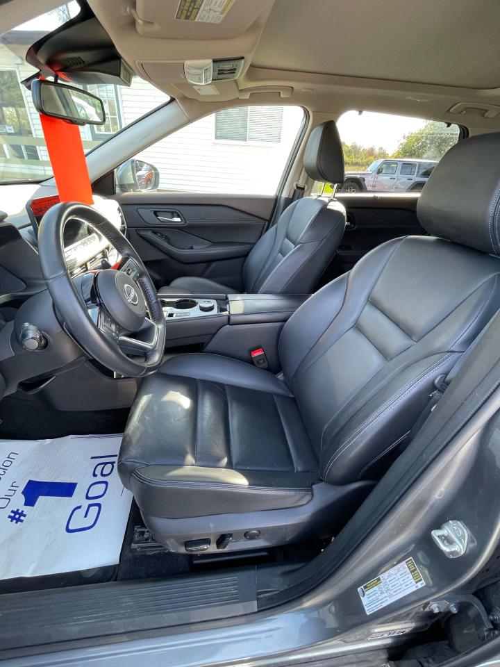 2023 Nissan Rogue SL - Photo #5