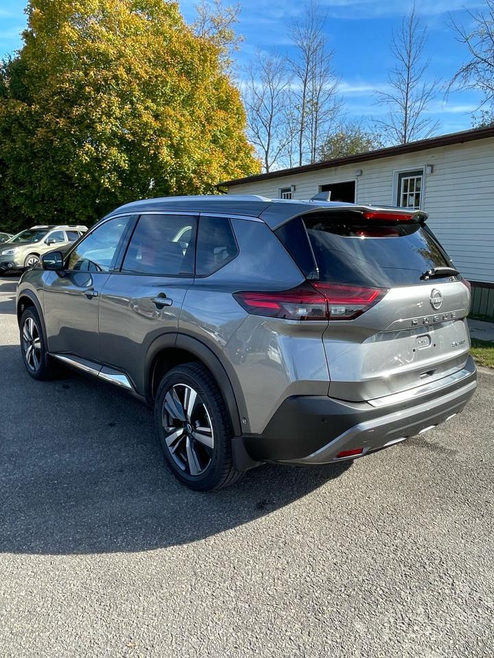 2023 Nissan Rogue SL - Photo #3