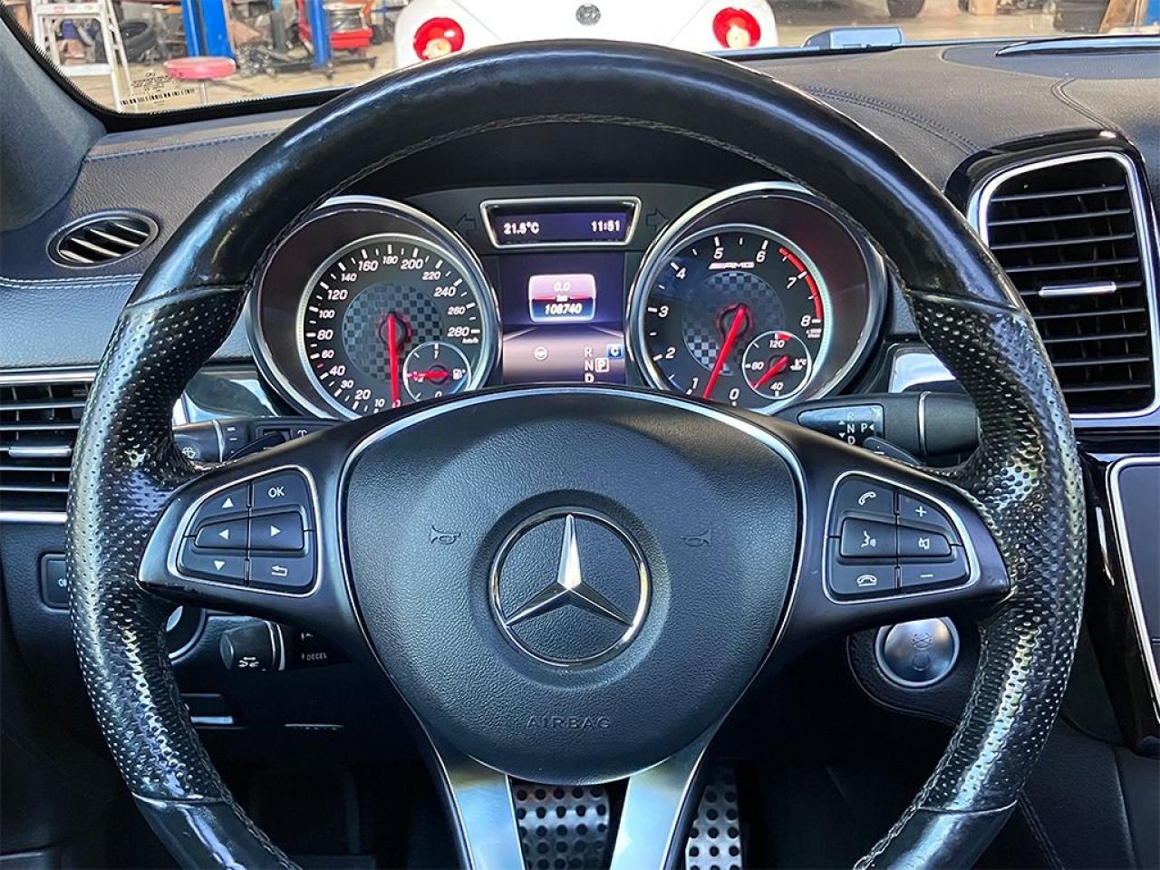 2018 Mercedes-Benz GLE GLE43 AMG|NAVI|360 CAMERA|PANOROOF|20in WHEELS - Photo #12