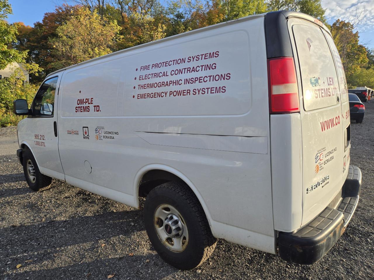 2013 GMC Savana Cargo Van  - Photo #7