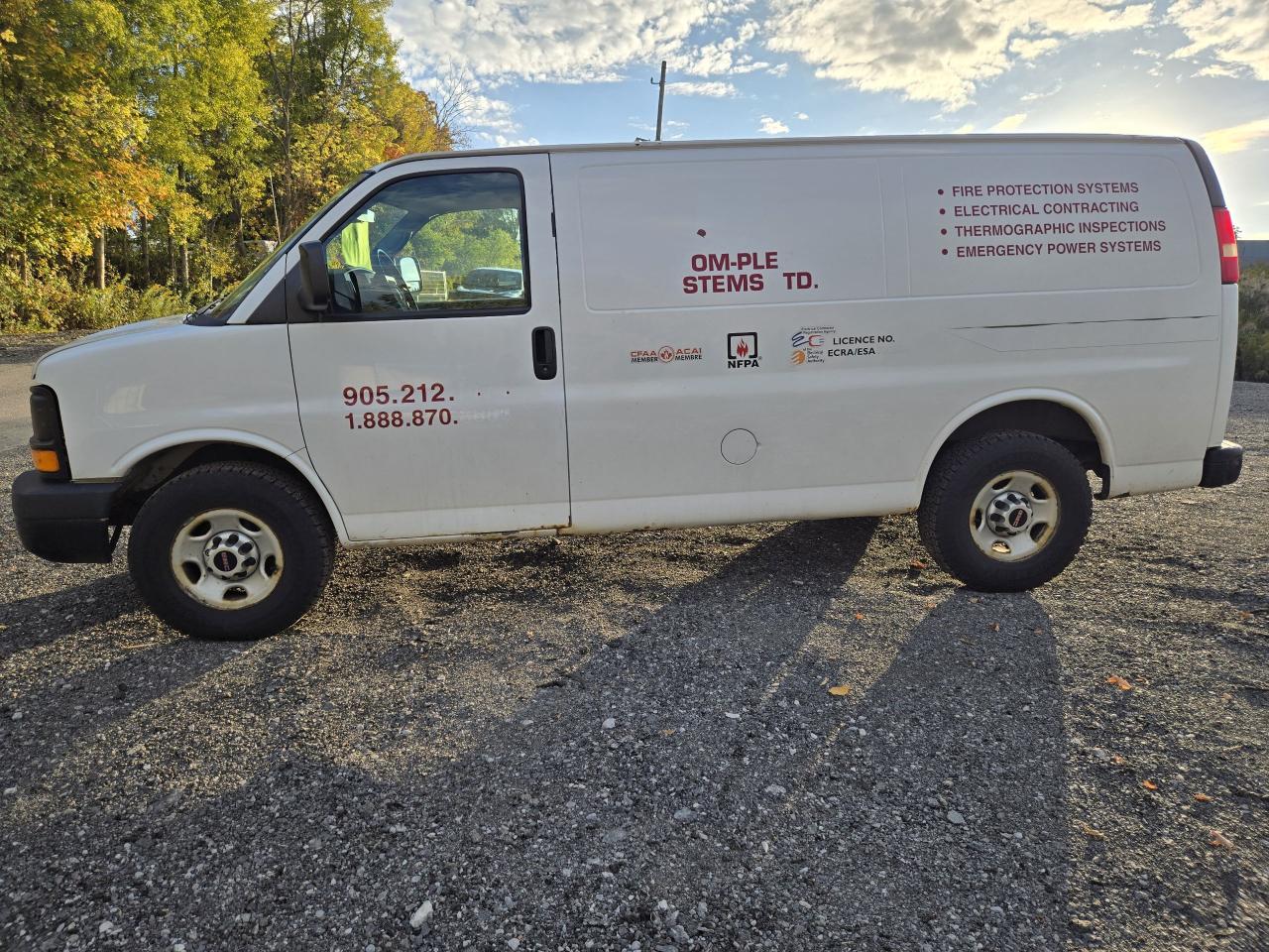 2013 GMC Savana Cargo Van  - Photo #8
