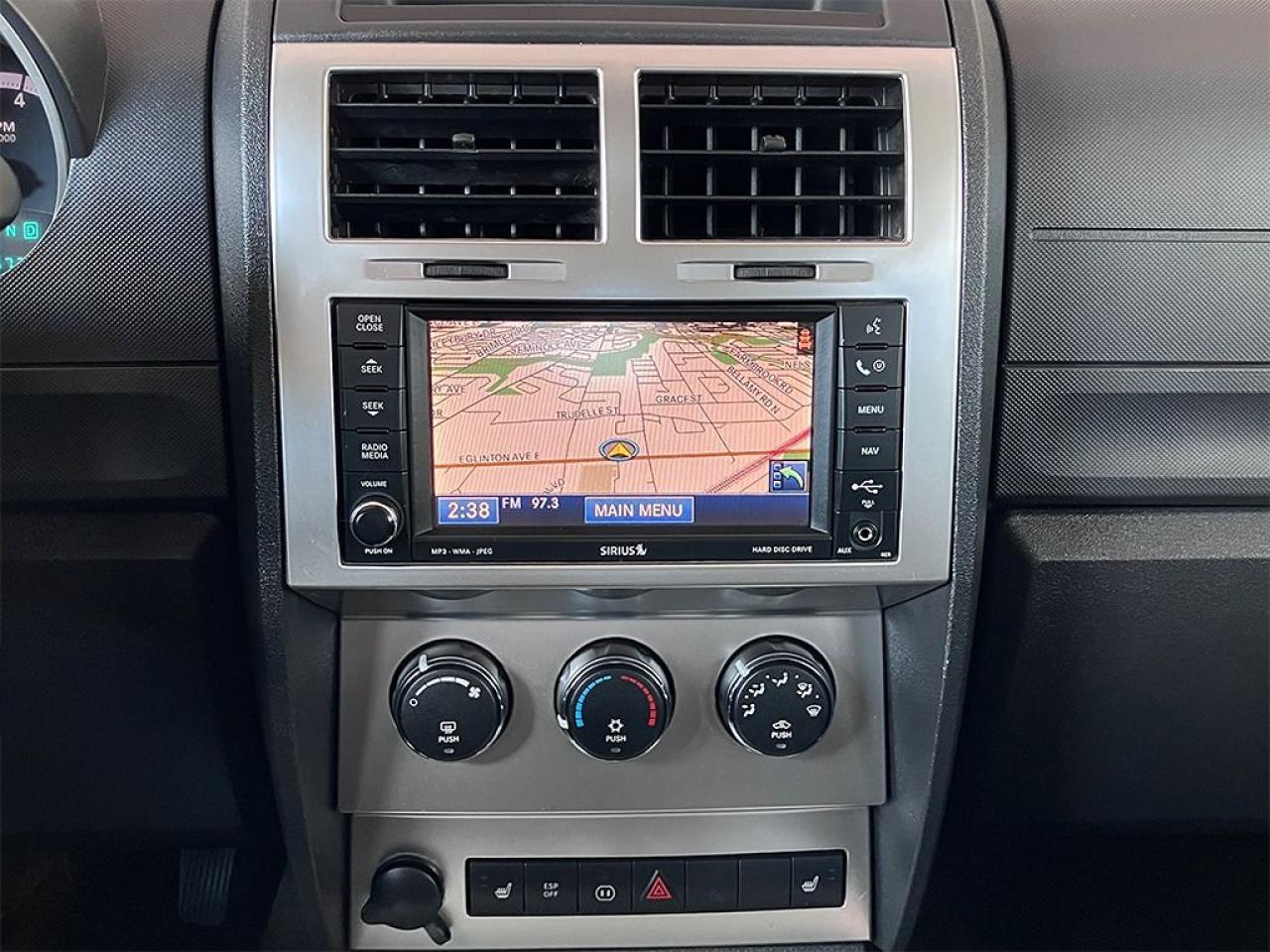 2007 Dodge Nitro R/T | 4.0L V6 |NAVI|DVD|LEATHER|ROOF|20in ALLOYS - Photo #2