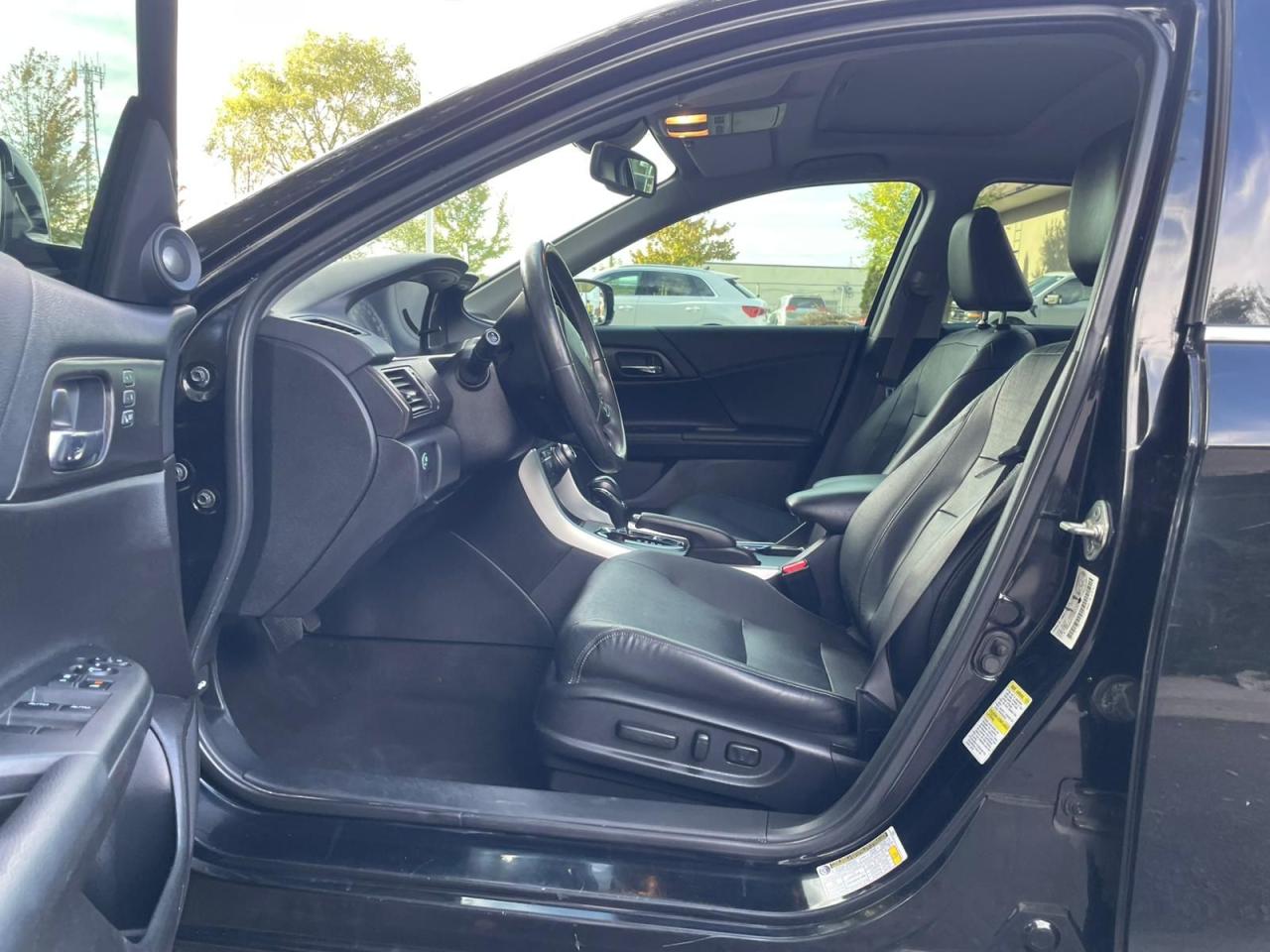 2014 Honda Accord AUTO V6 Auto Touring NAVIGATION LEATHER CERTIFED - Photo #16