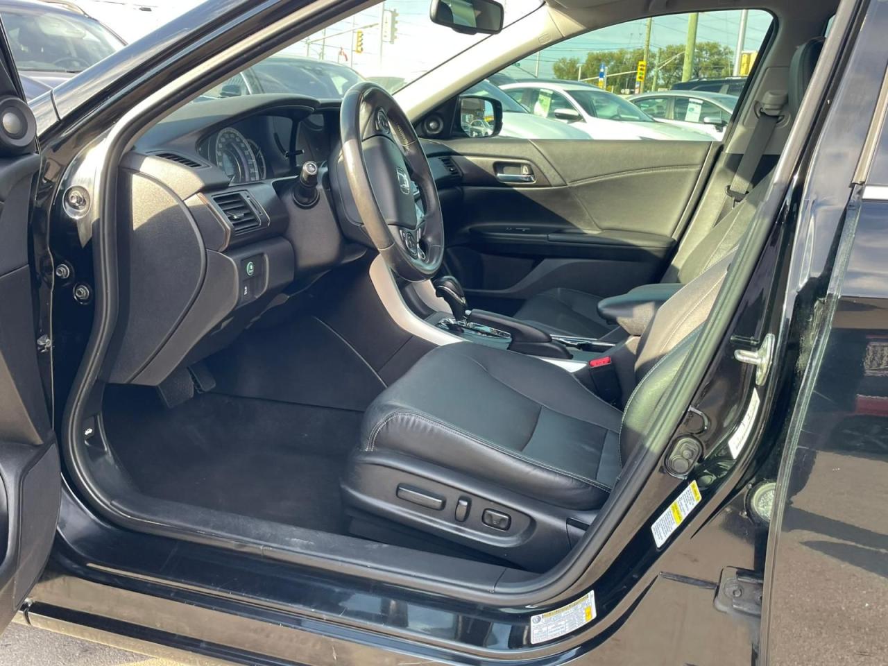 2014 Honda Accord AUTO V6 Auto Touring NAVIGATION LEATHER CERTIFED - Photo #28