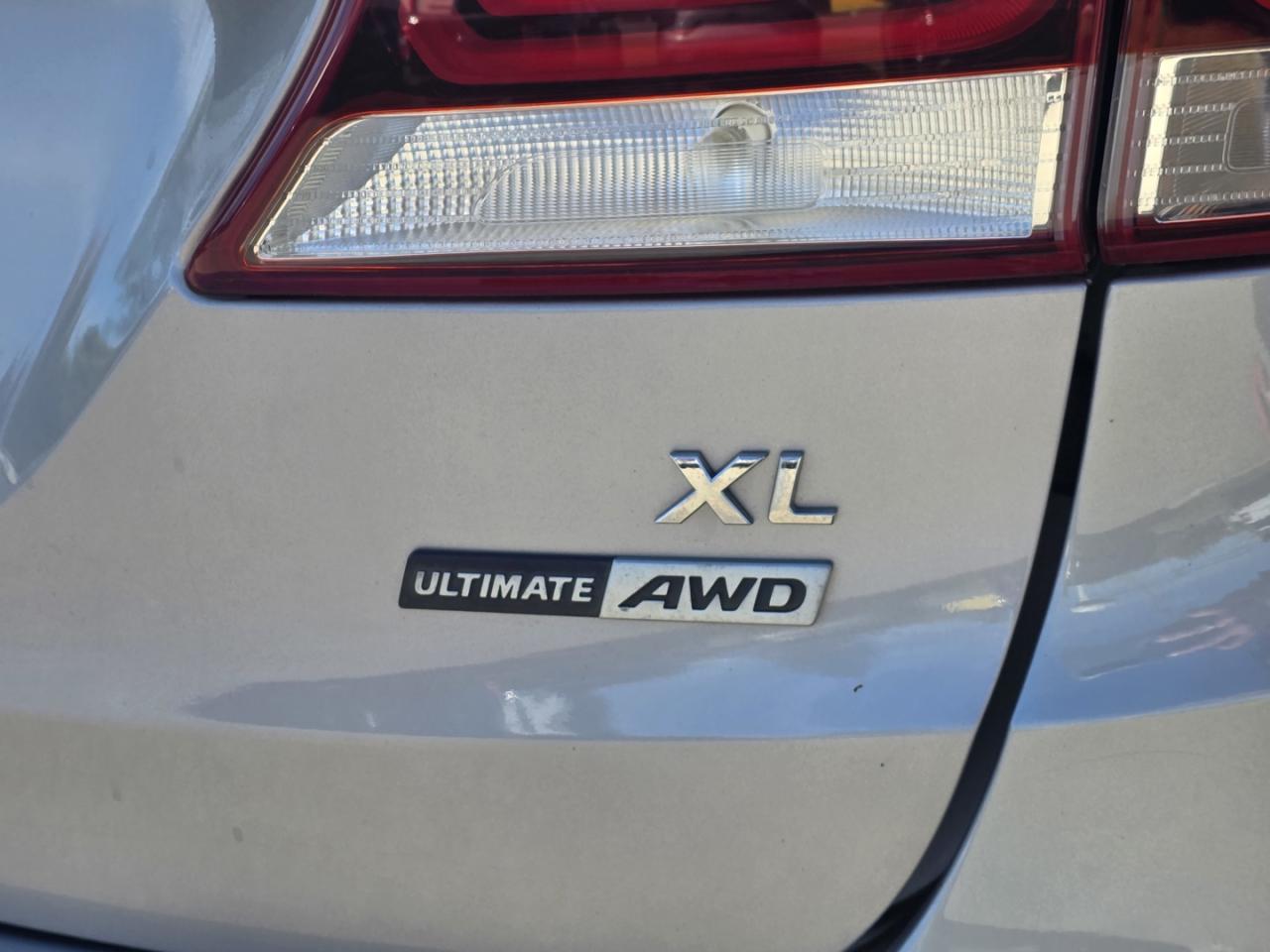 2017 Hyundai Santa Fe XL Ultimate Awd - Photo #10