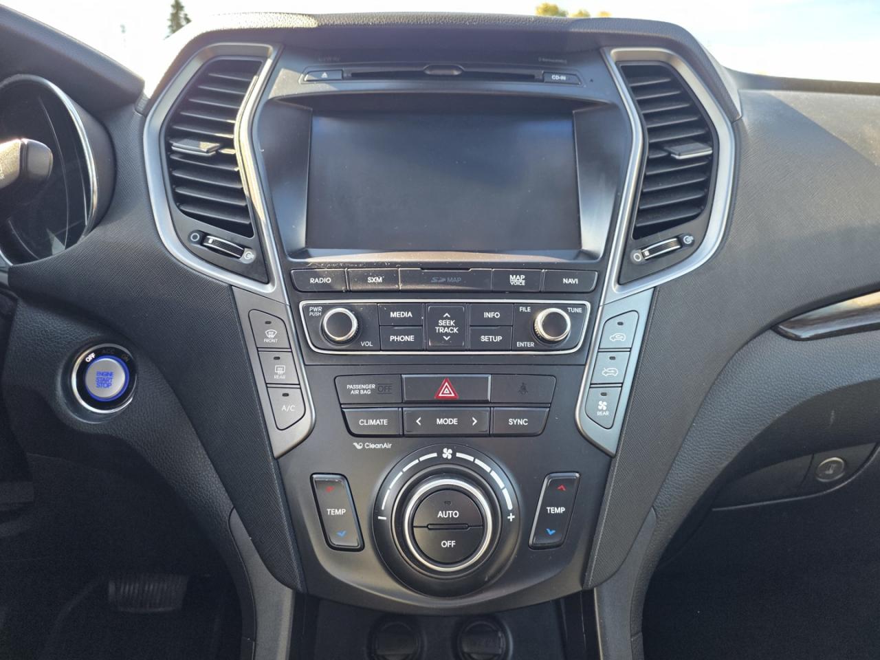 2017 Hyundai Santa Fe XL Ultimate Awd - Photo #17