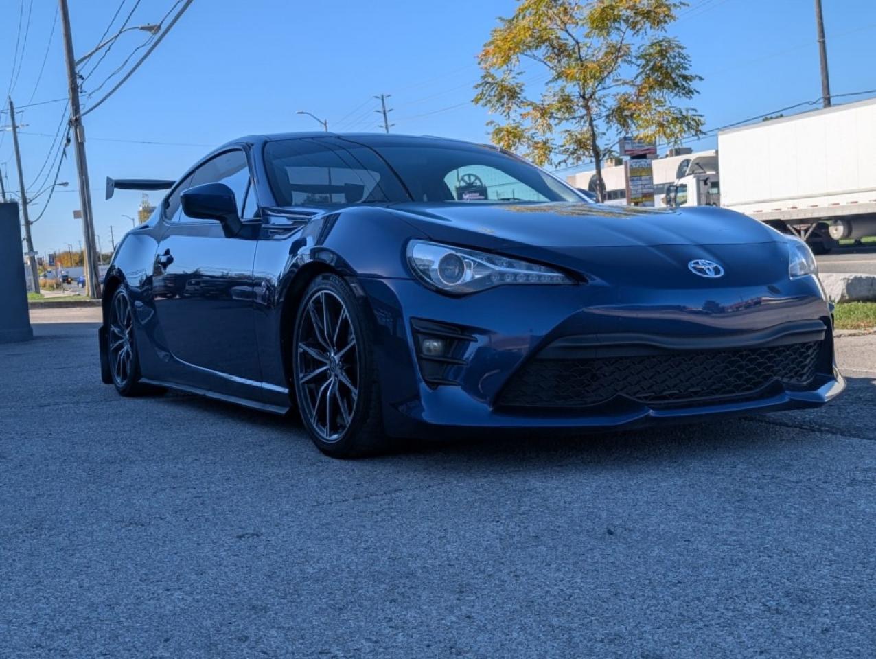 Used 2017 Toyota 86 MANUAL ** CARBON FIBER WING * TOUCH SCREEN for sale in North York, ON