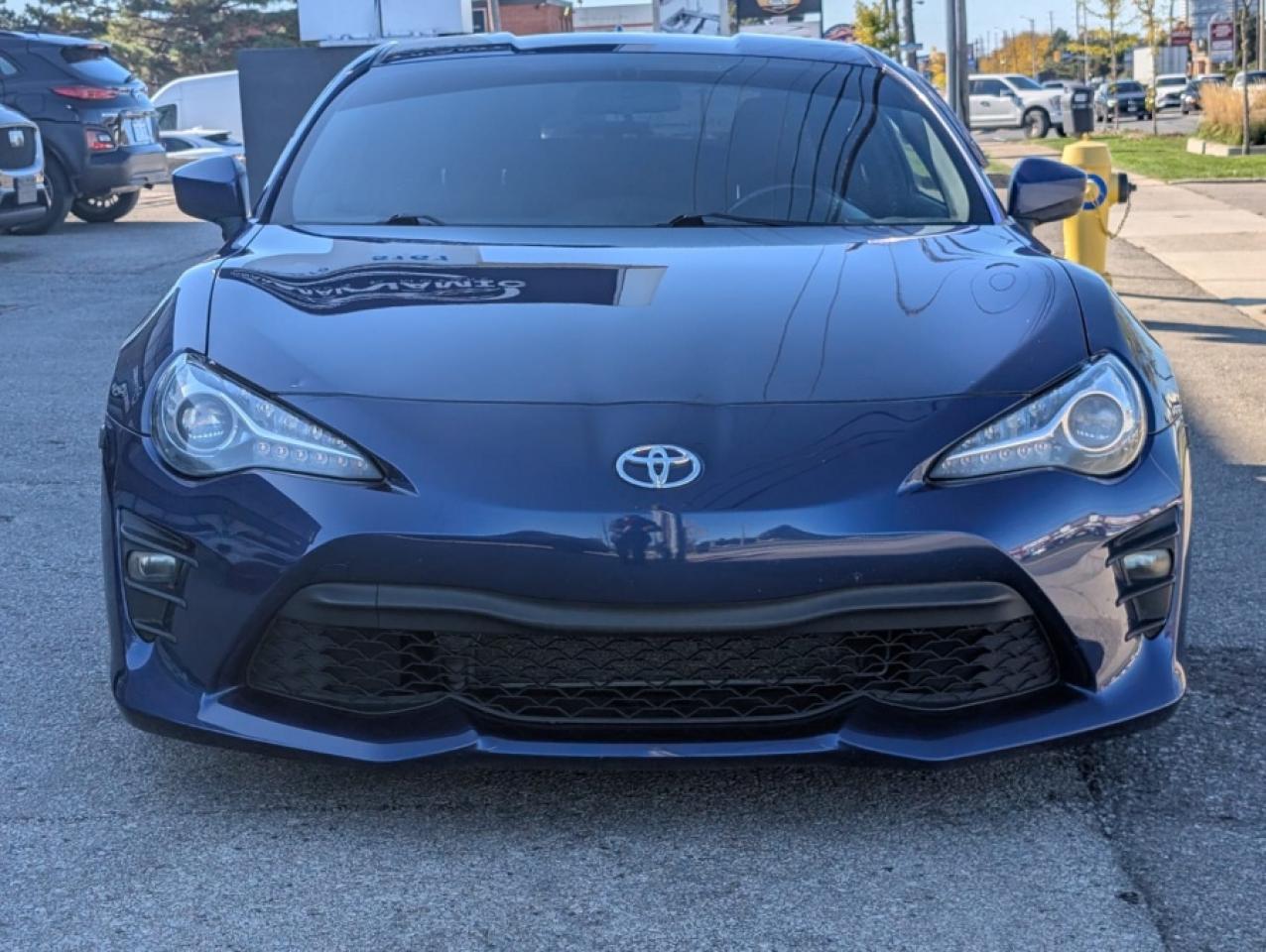 2017 Toyota 86 MANUAL ** CARBON FIBER WING * TOUCH SCREEN - Photo #2