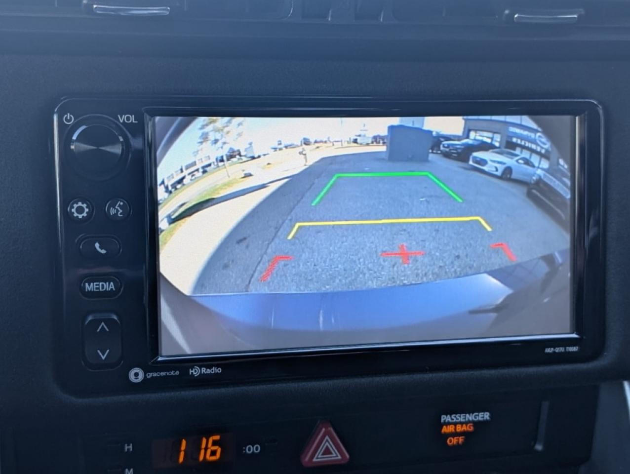 2017 Toyota 86 MANUAL ** CARBON FIBER WING * TOUCH SCREEN - Photo #13