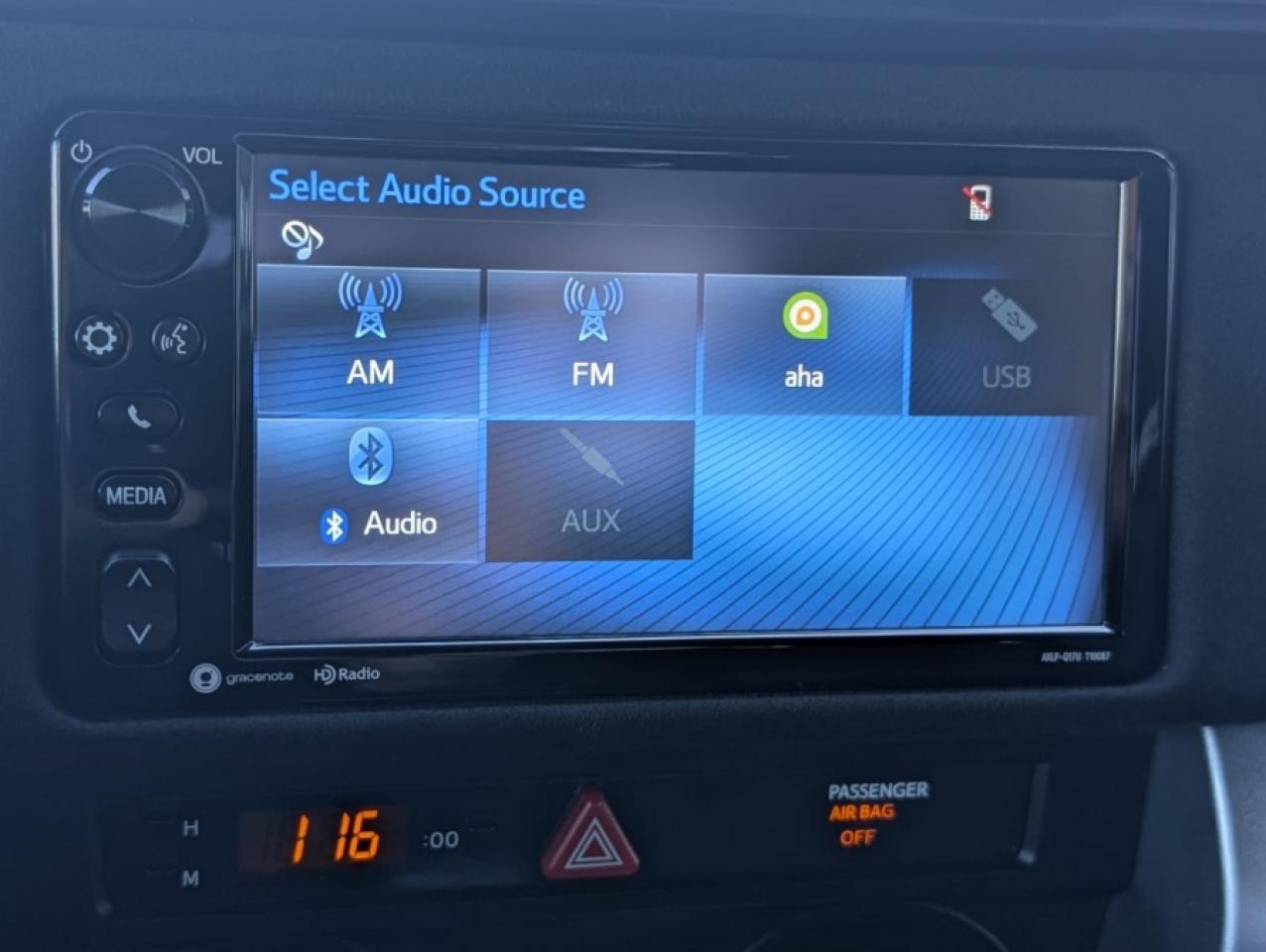 2017 Toyota 86 MANUAL ** CARBON FIBER WING * TOUCH SCREEN - Photo #14