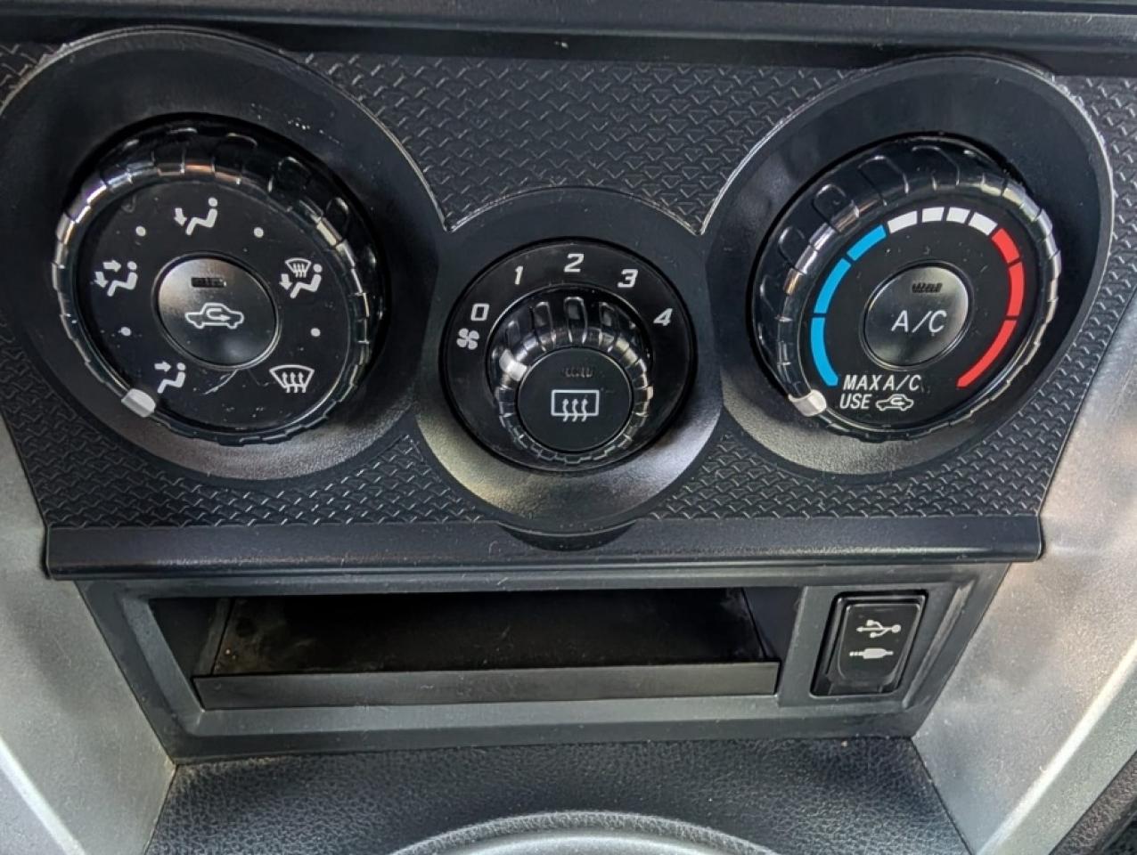 2017 Toyota 86 MANUAL ** CARBON FIBER WING * TOUCH SCREEN - Photo #17