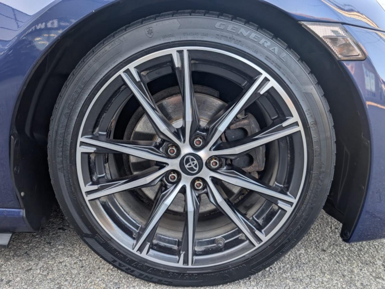 2017 Toyota 86 MANUAL ** CARBON FIBER WING * TOUCH SCREEN - Photo #20