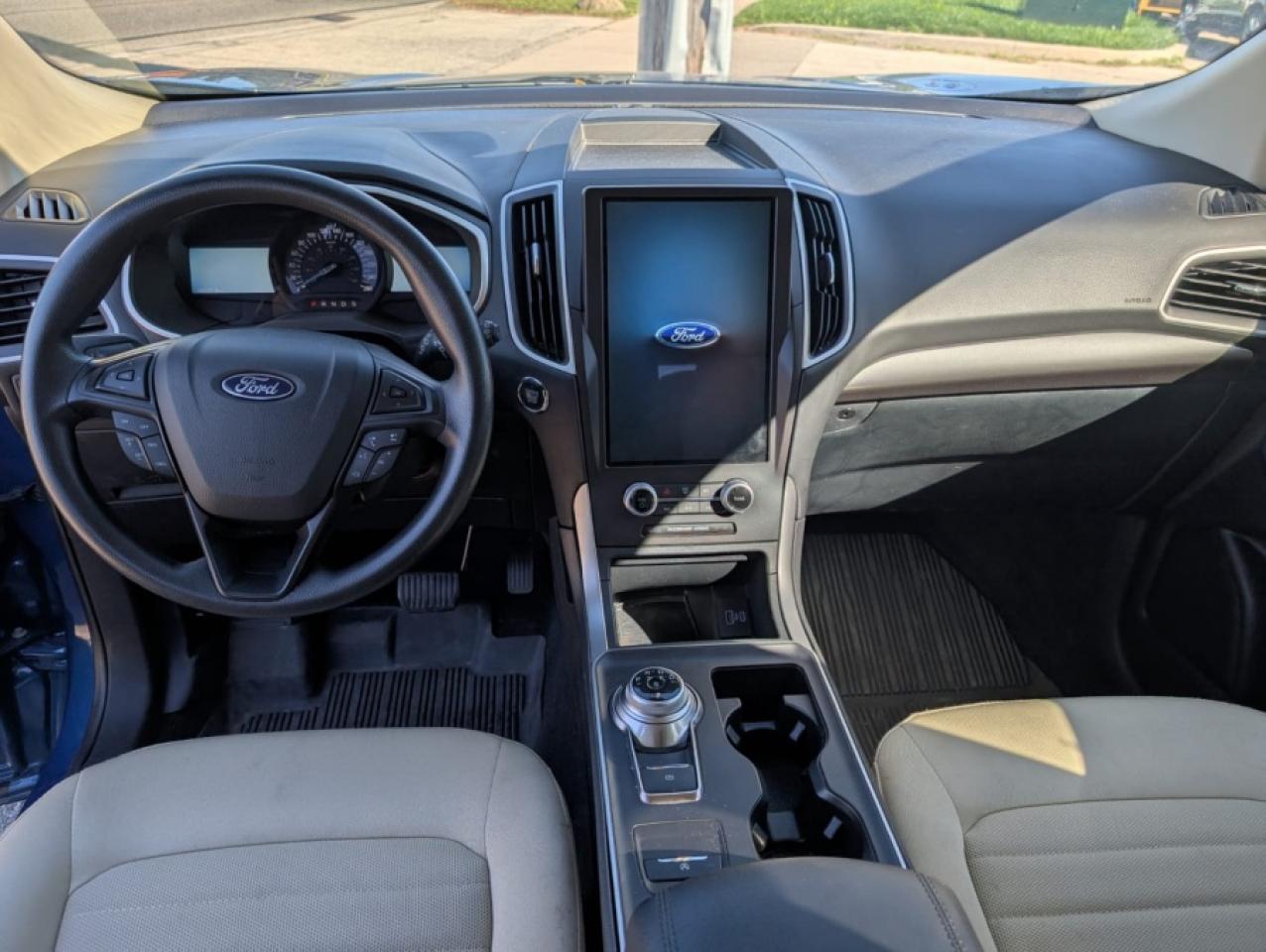 2021 Ford Edge SE / AWD / CARPLAY / LOW MILAGE / REVERSE CAMERA - Photo #9