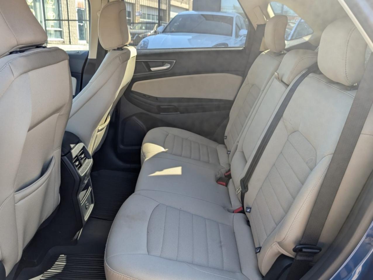 2021 Ford Edge SE / AWD / CARPLAY / LOW MILAGE / REVERSE CAMERA - Photo #15