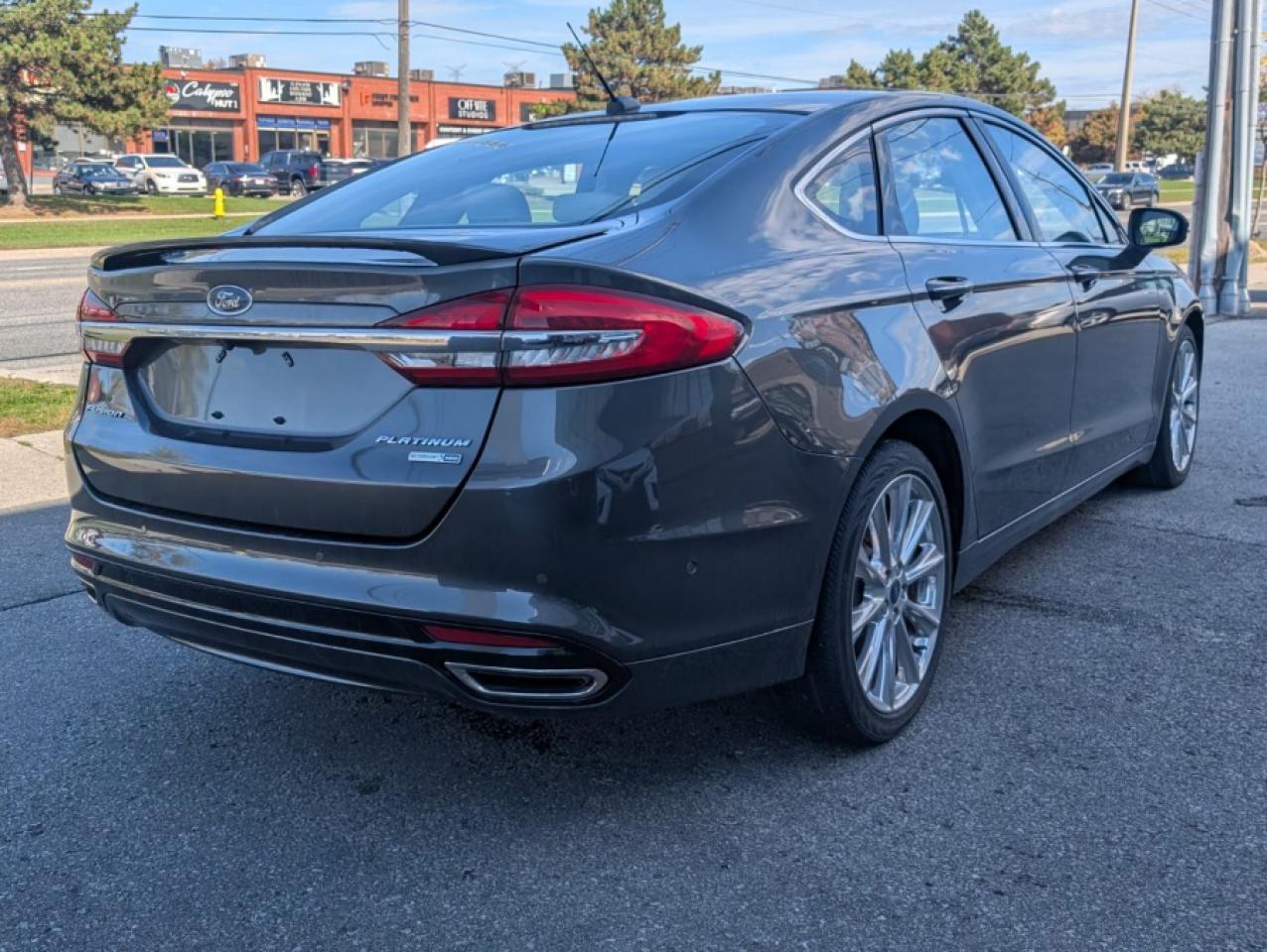 2018 Ford Fusion PLATINUM / AWD / SUNROOF / NAVIGATION - Photo #6