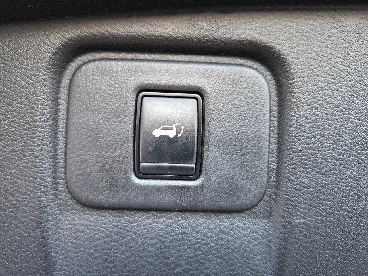 2019 Nissan Murano SL AWD, Leather, Pano, Nav, Remote, 360 BU Cam, Ht - Photo #9