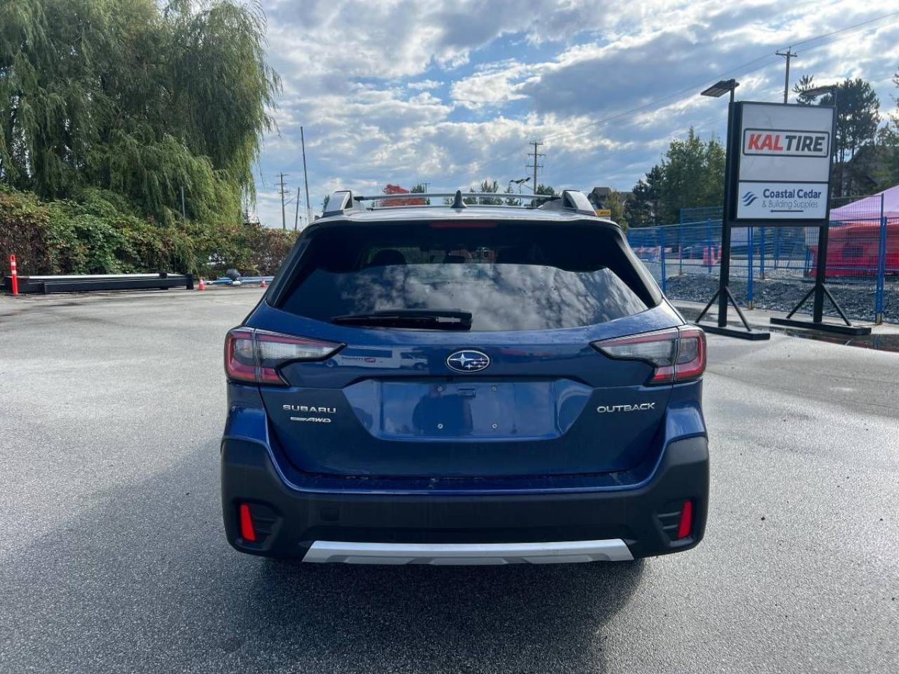 2020 Subaru Outback 2.5i Premier - Photo #6