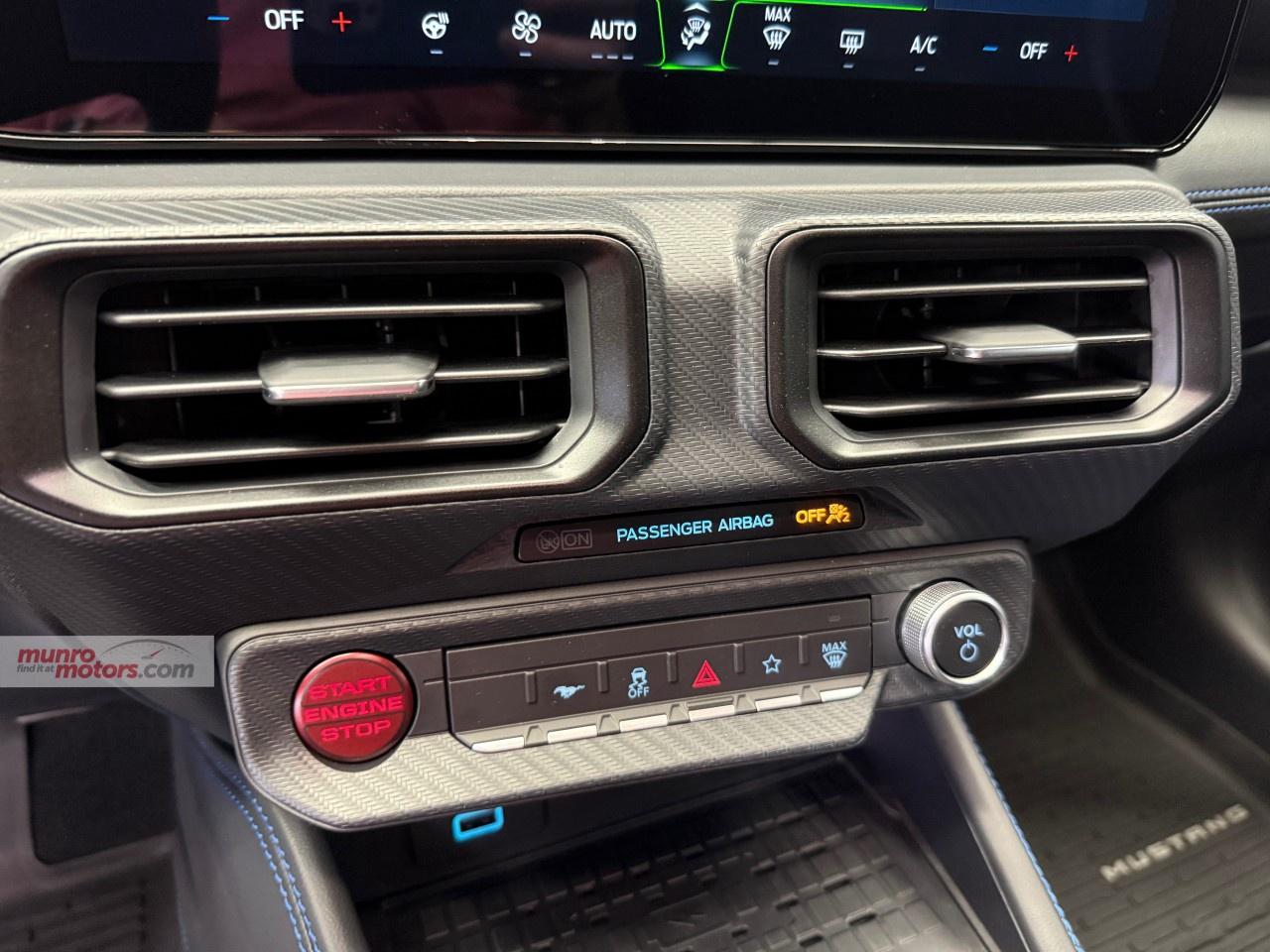 2024 Ford Mustang Dark Horse Fastback Photo