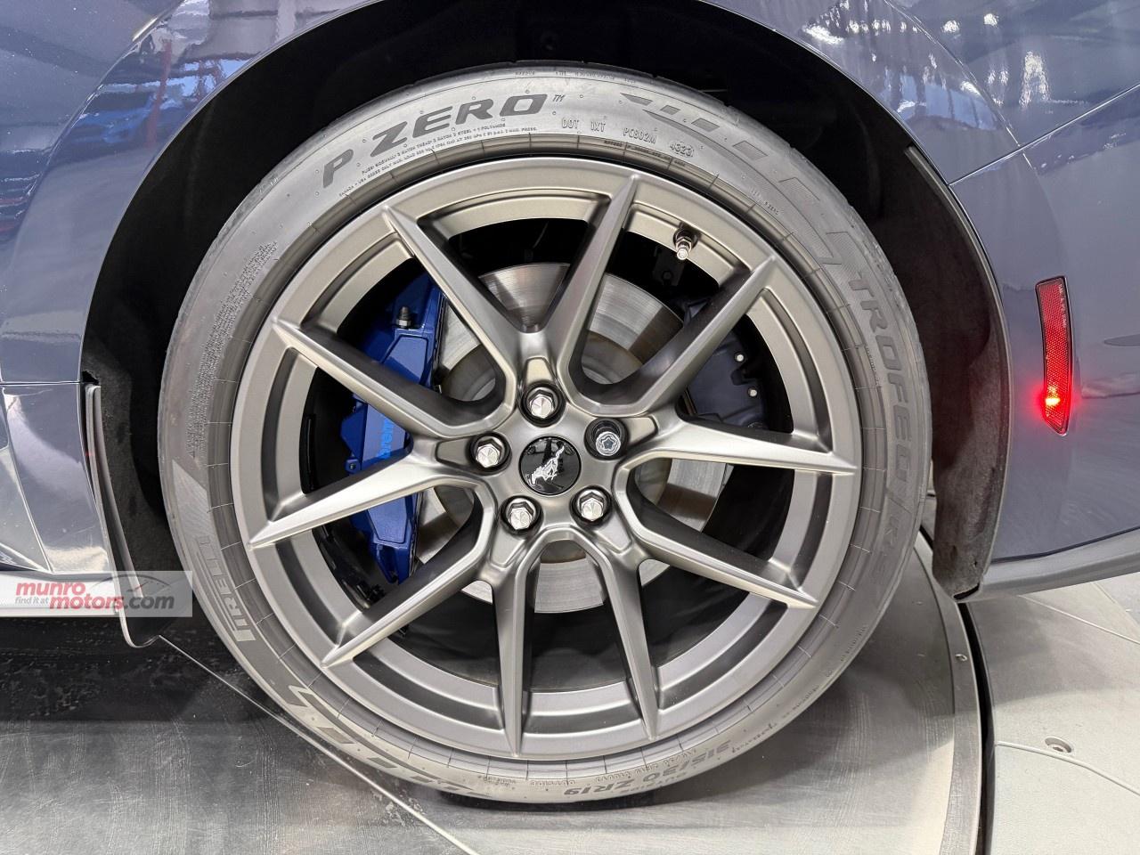 2024 Ford Mustang Dark Horse Fastback Photo