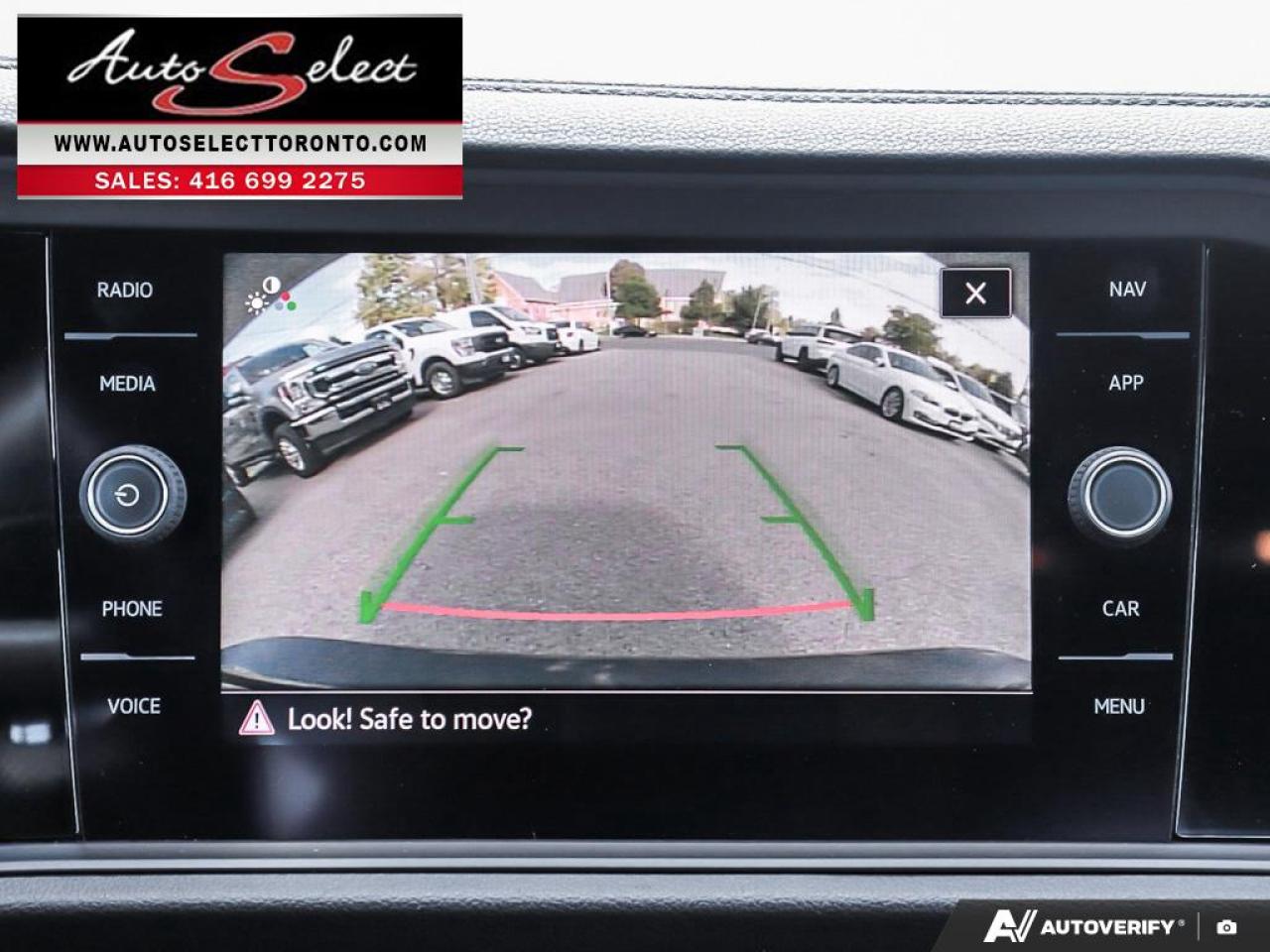 2022 Volkswagen Jetta GLI GLI Leather - Sunroof - Carplay - Clean Carfax Photo