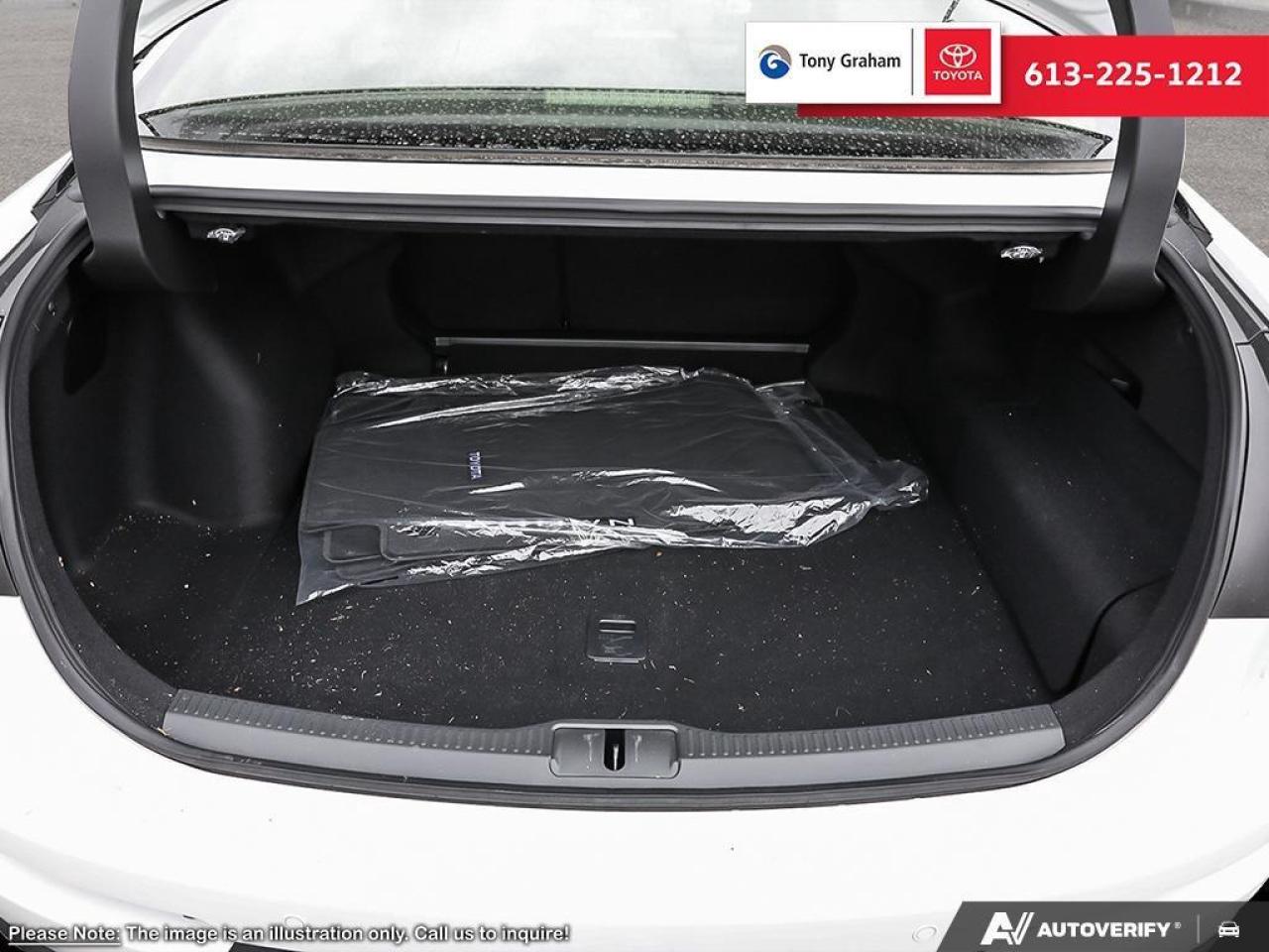 2026 Toyota Crown Platinum Photo