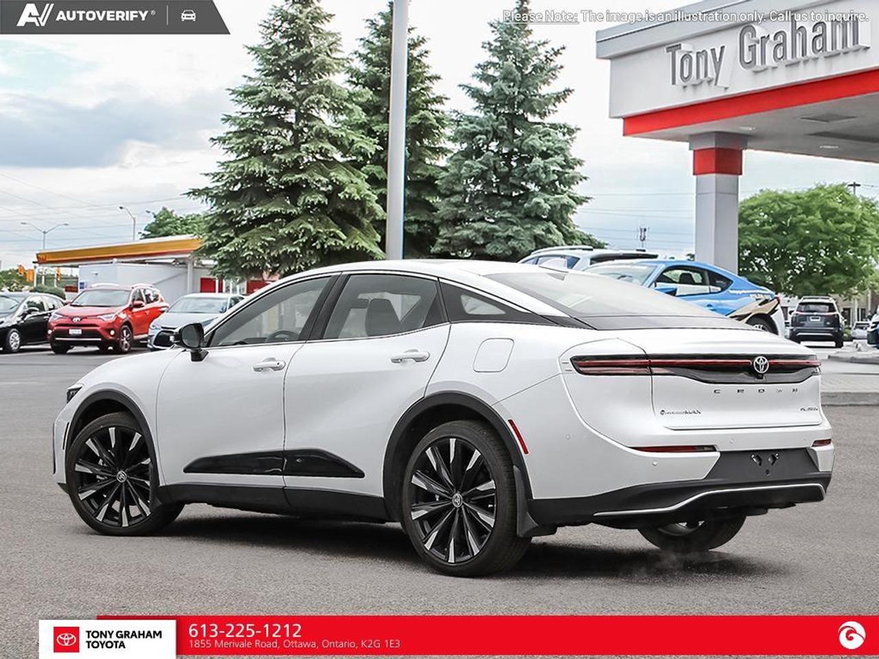 2026 Toyota Crown Platinum Photo