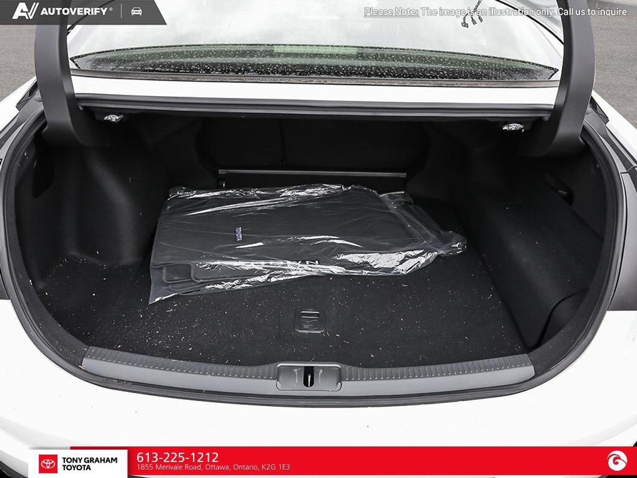 2026 Toyota Crown Platinum Photo