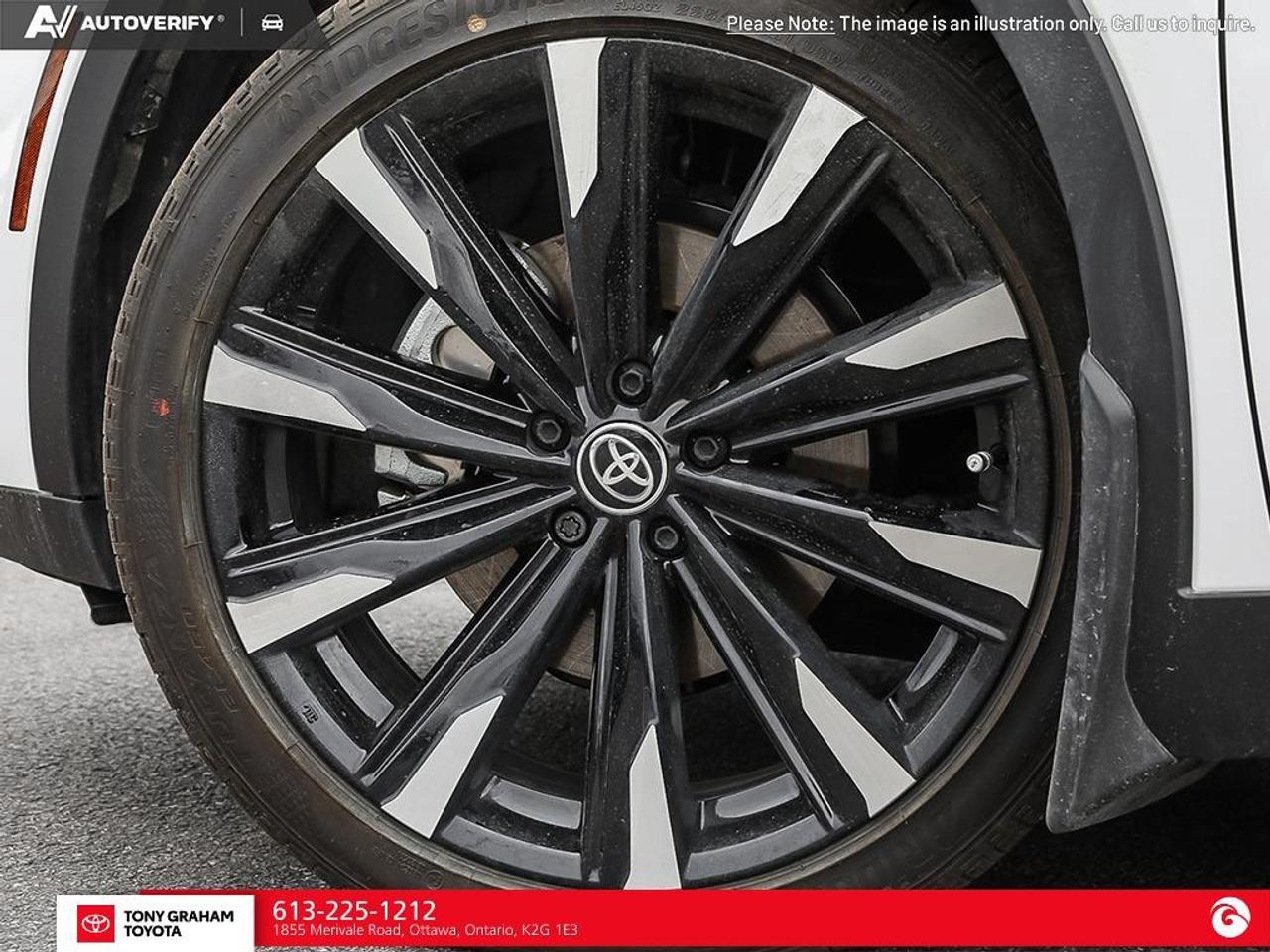 2026 Toyota Crown Platinum Photo