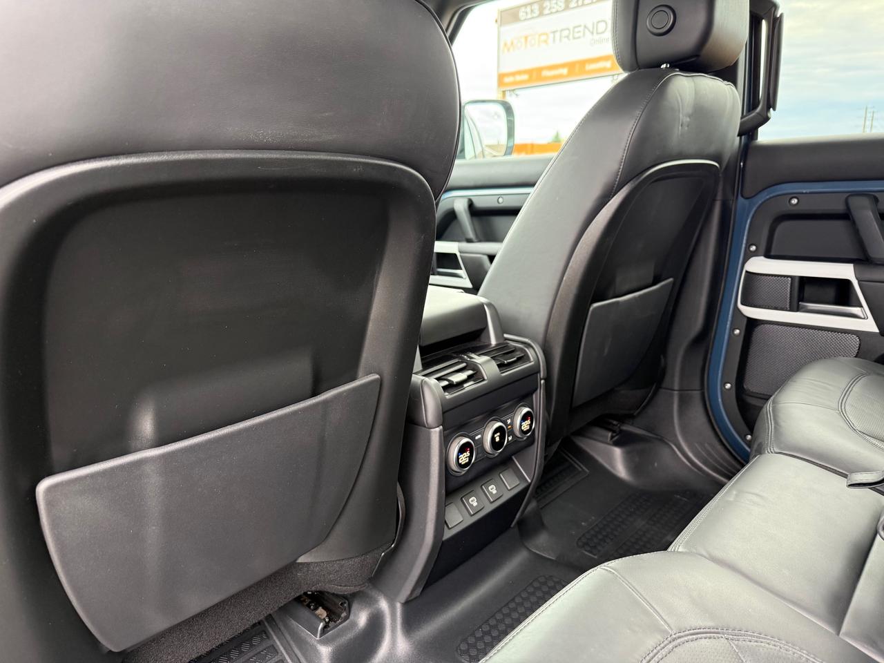 2023 Land Rover Defender S NAV! Leather! Heated and Cooled! Photo