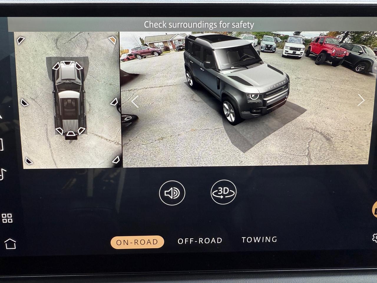 2023 Land Rover Defender S NAV! Leather! Heated and Cooled! Photo