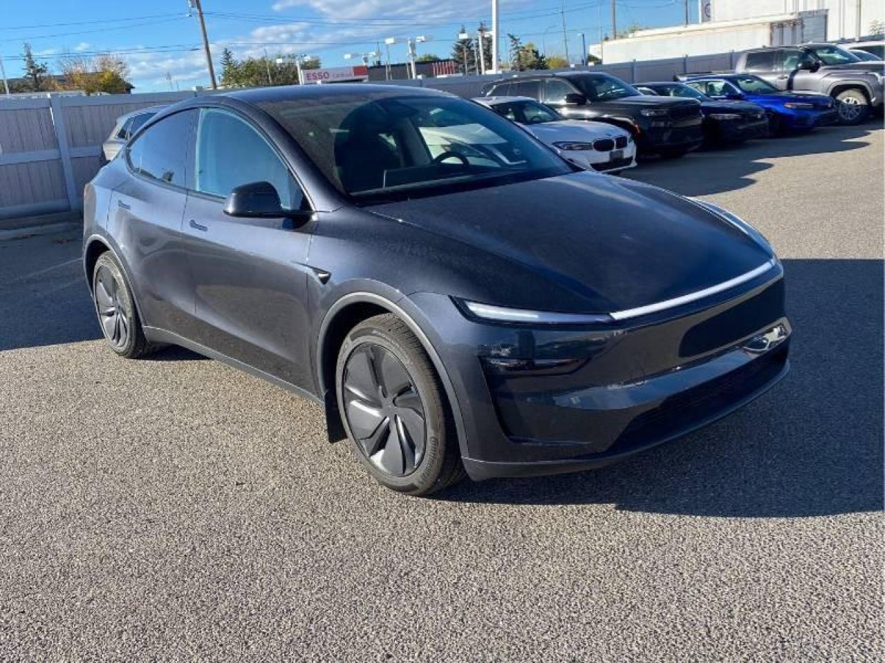 Used 2026 Tesla Model Y Long Range Launch Series for sale in Abbotsford, BC