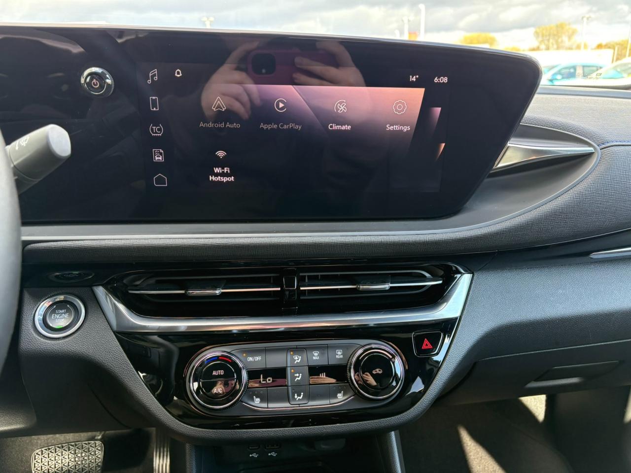 2024 Buick Envista Sport Touring One Owner | Convenience Package | 18" Wheels Photo