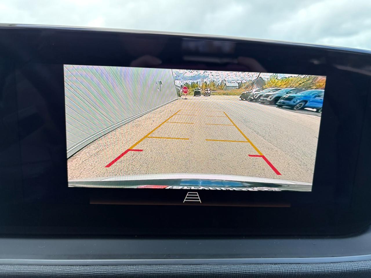 2024 Buick Envista Sport Touring One Owner | Convenience Package | 18" Wheels Photo