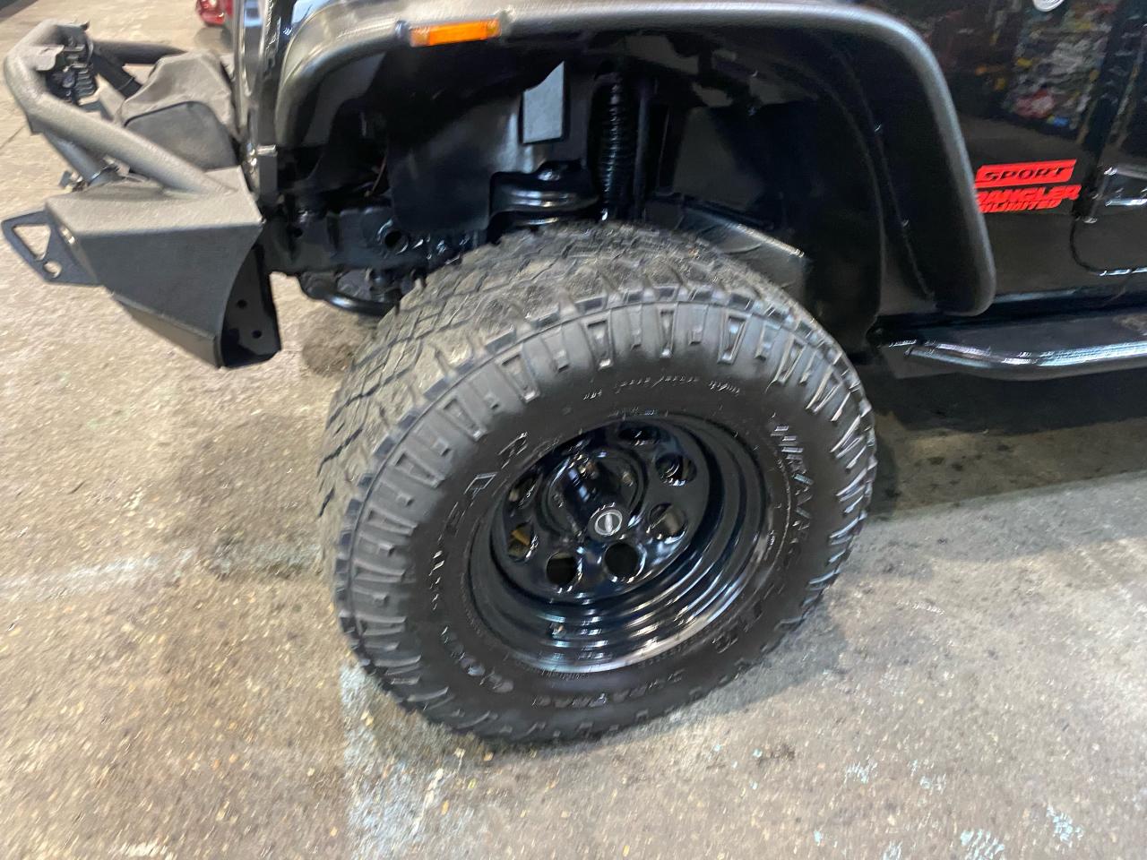 2017 Jeep Wrangler Big Bear - Photo #4