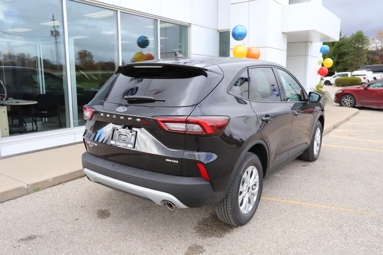 2026 Ford Escape Active AWD Photo3