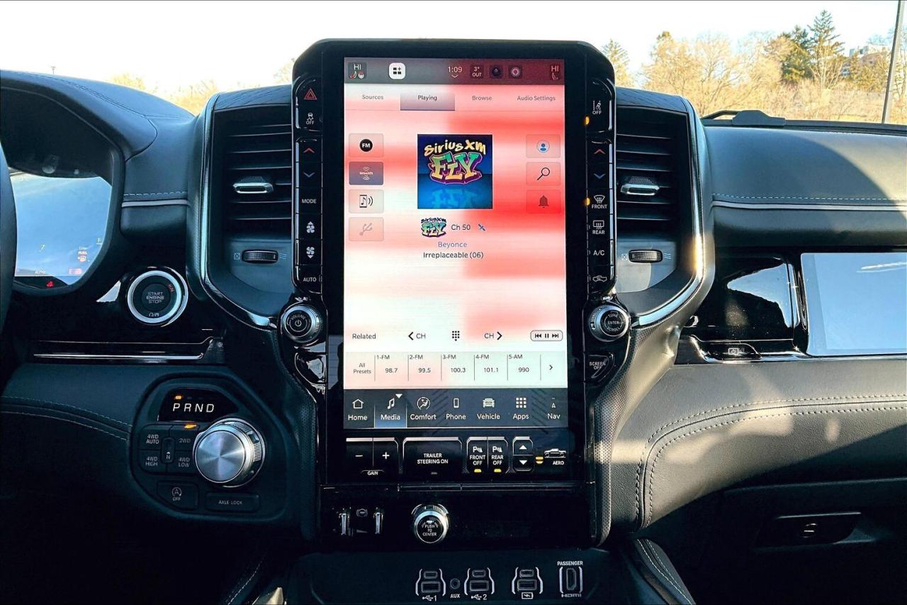 2026 RAM 1500 LIMITED | 6.4 FT BOX | Pano Roof | Night PKg Photo