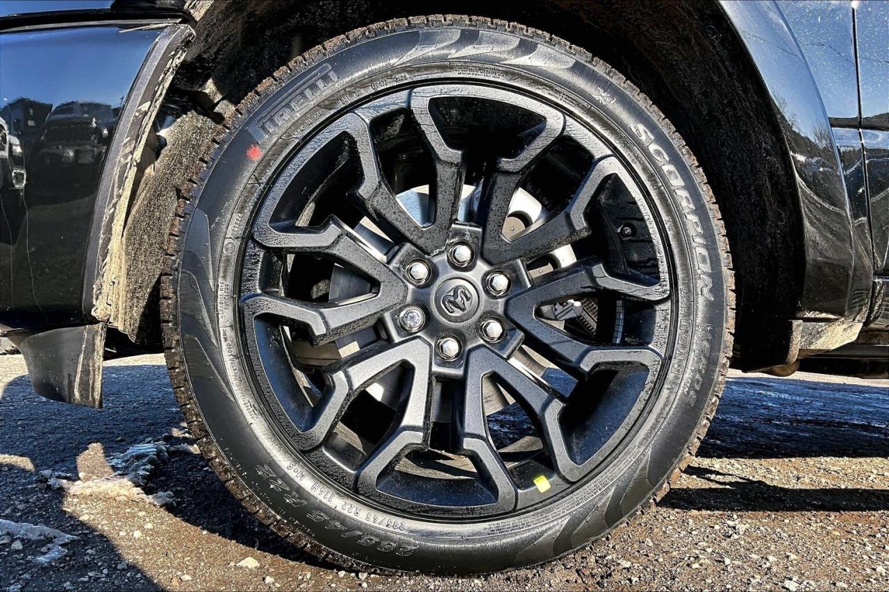 2026 RAM 1500 LIMITED | 6.4 FT BOX | Pano Roof | Night PKg Photo