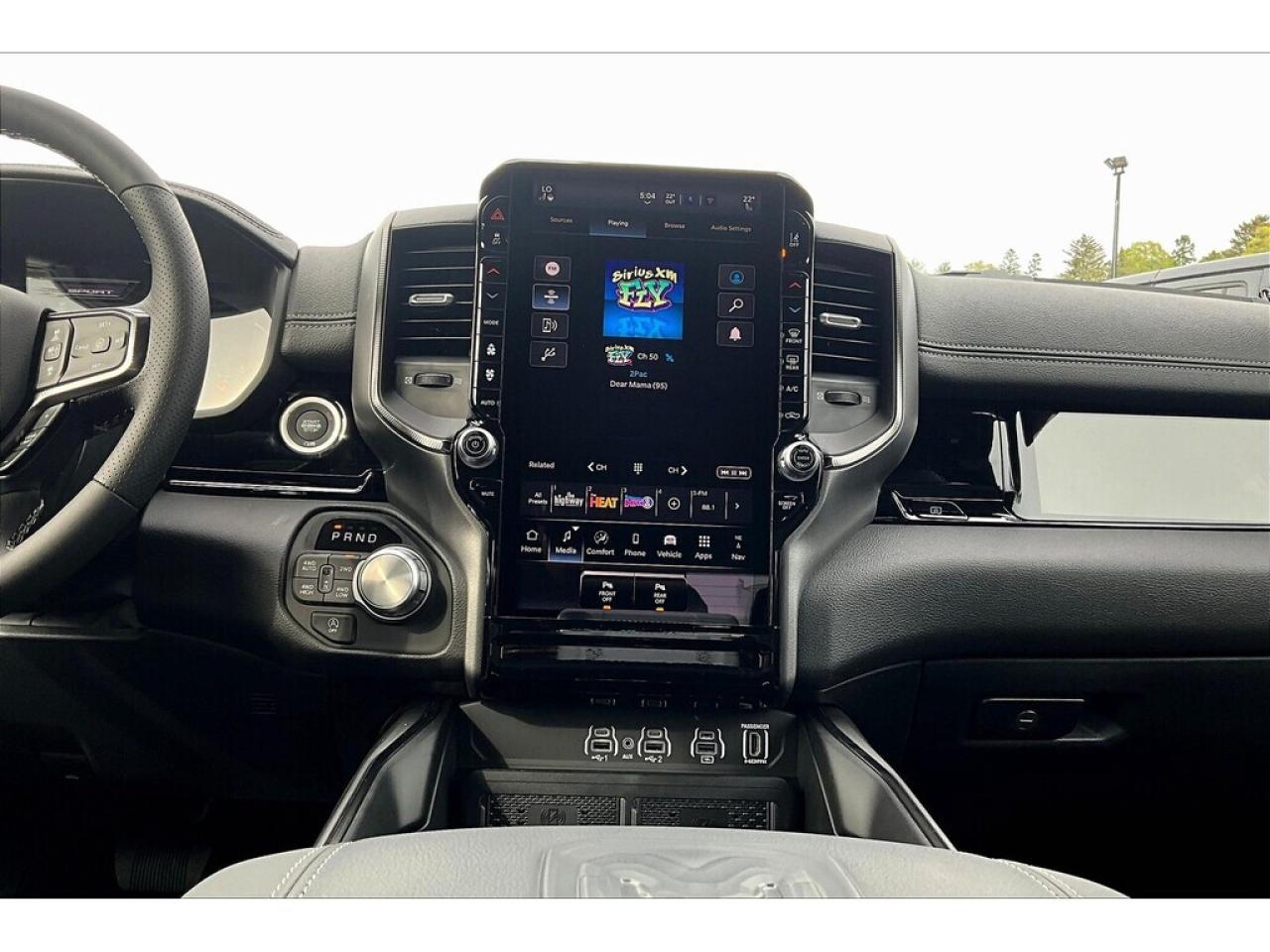 2026 RAM 1500 SPORT | 6.4 FT BOX | Leather | Pano Roof | Lvl1 Photo