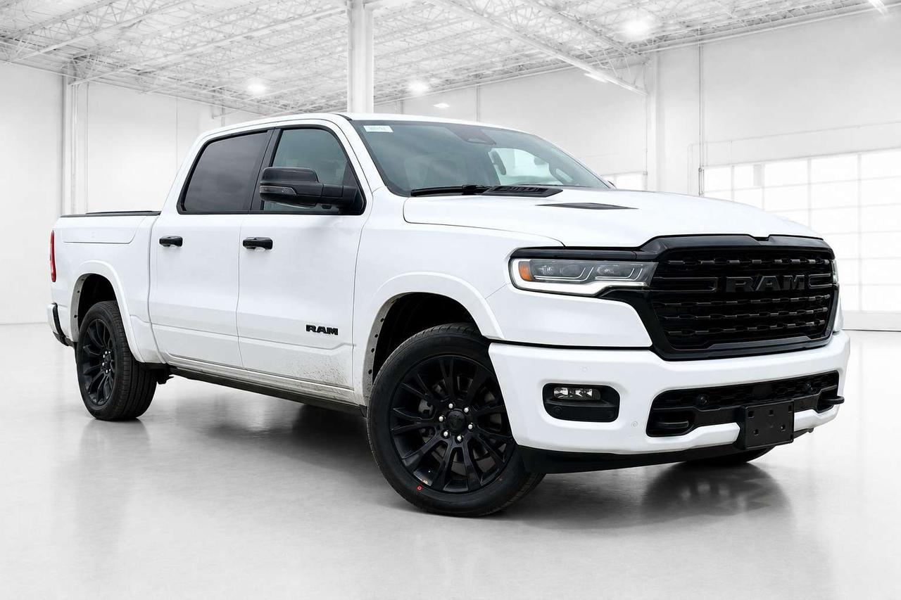 2026 RAM 1500 LIMITED | Pano Roof | Prem Leather | Night Pkg Photo5