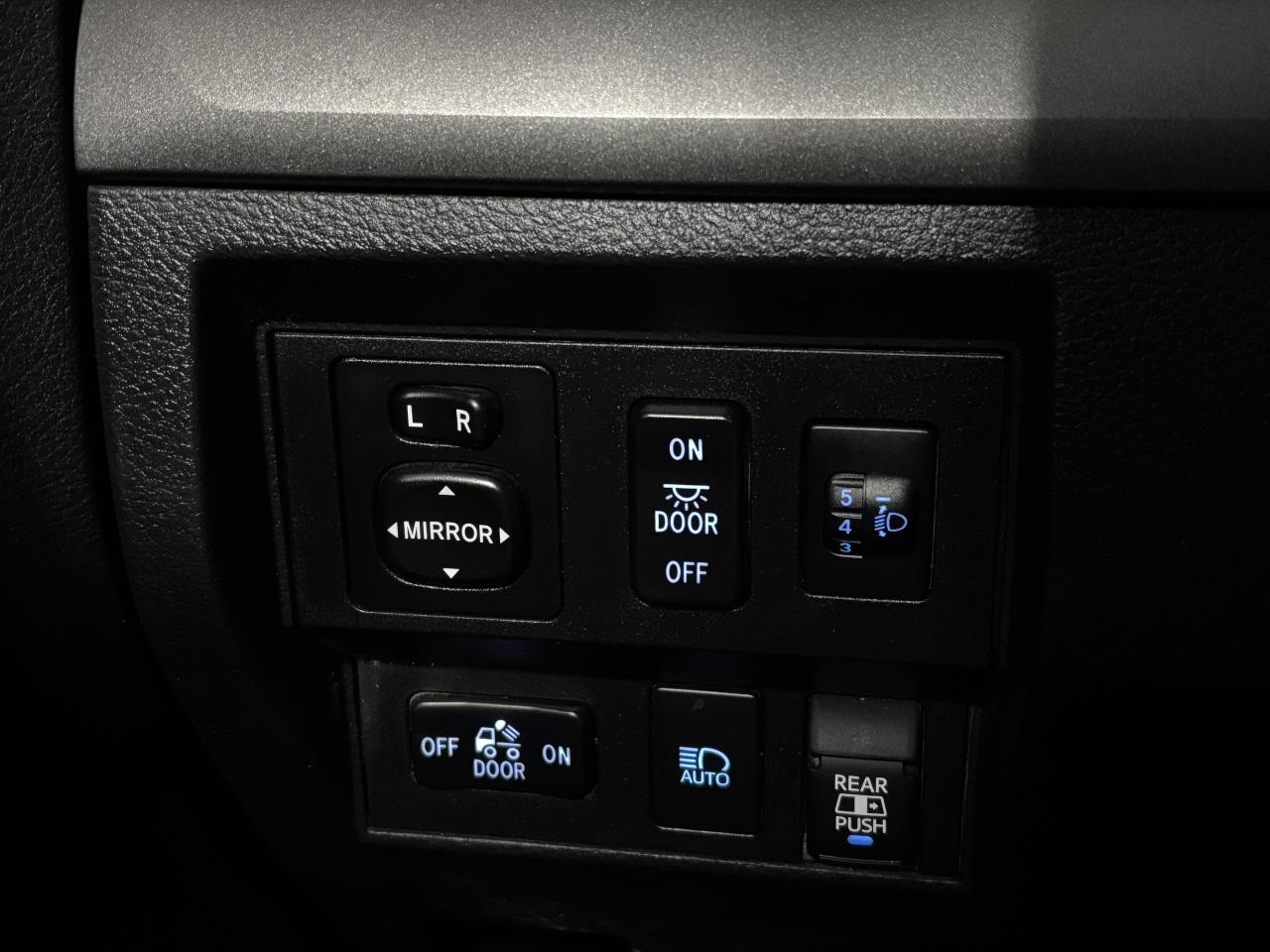 2021 Toyota Tundra V8POWERED|4WD|DOUBLECAB|NAV|LEATHER|BACKUPCAM|+++ - Photo #10