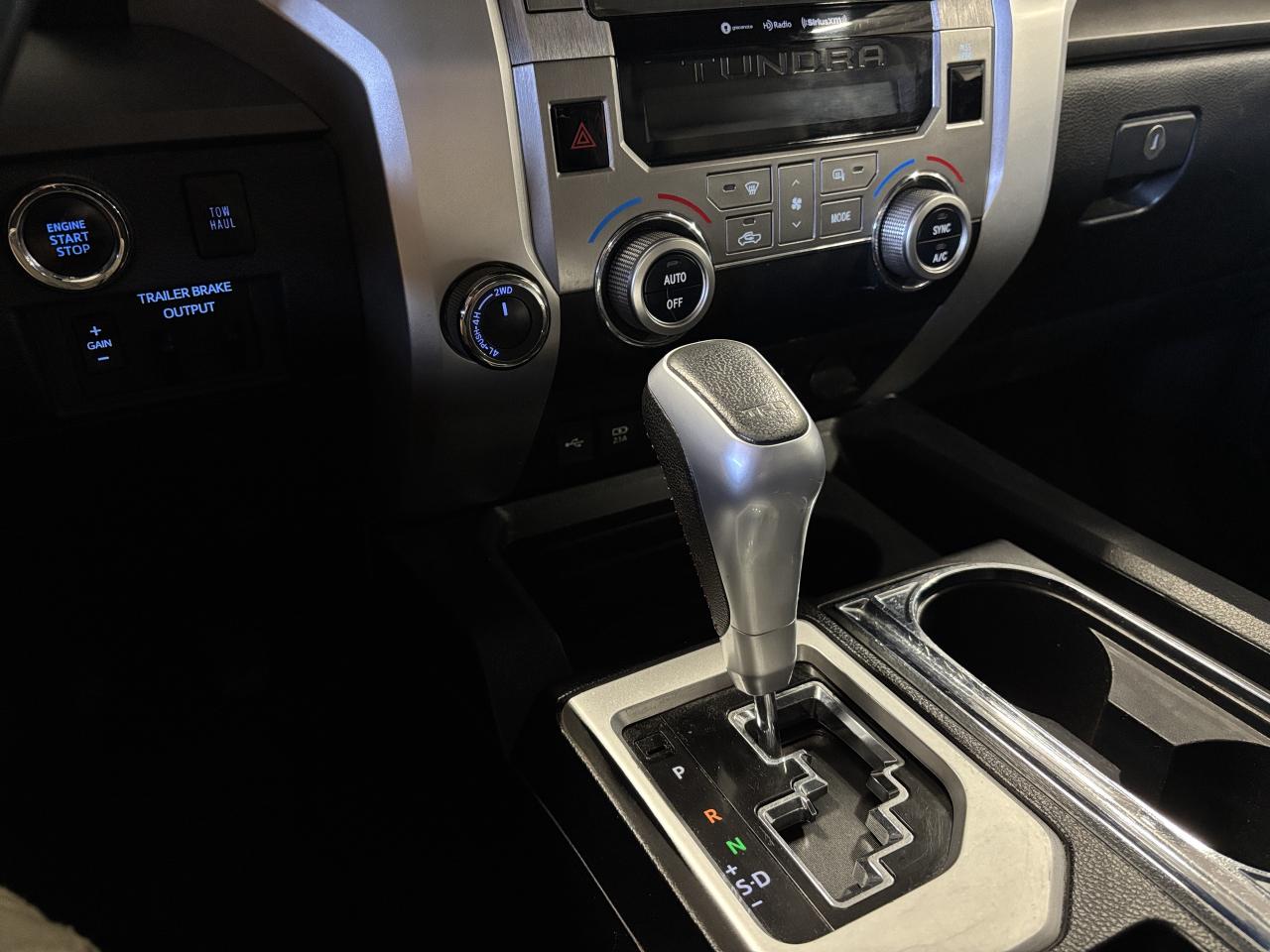 2021 Toyota Tundra V8POWERED|4WD|DOUBLECAB|NAV|LEATHER|BACKUPCAM|+++ - Photo #11