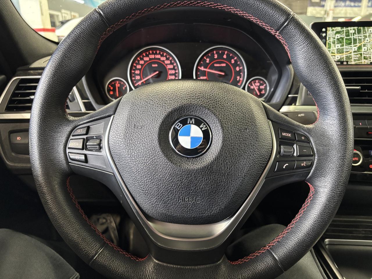 2018 BMW 3 Series 330i xDrive|AWD|HELLALED|NAV|LEATHER|SUNROOF|+++ - Photo #20