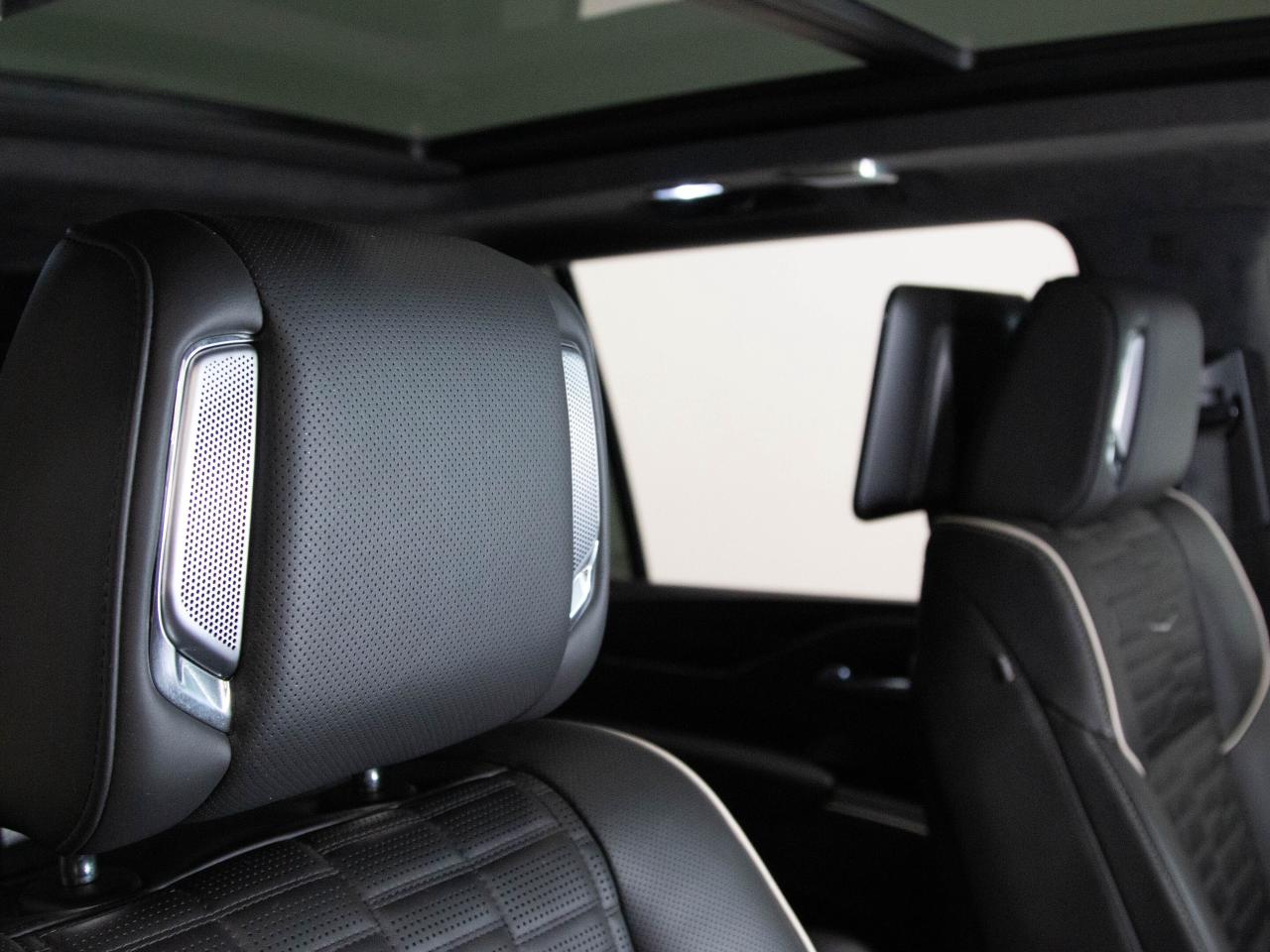 2023 Cadillac Escalade ESV V | SUPERCHARGED | 7 PASS | REAR ENTERTAINMENT PKG Photo