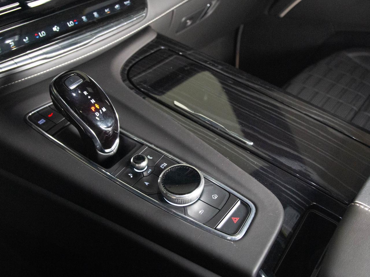 2023 Cadillac Escalade ESV V | SUPERCHARGED | 7 PASS | REAR ENTERTAINMENT PKG Photo