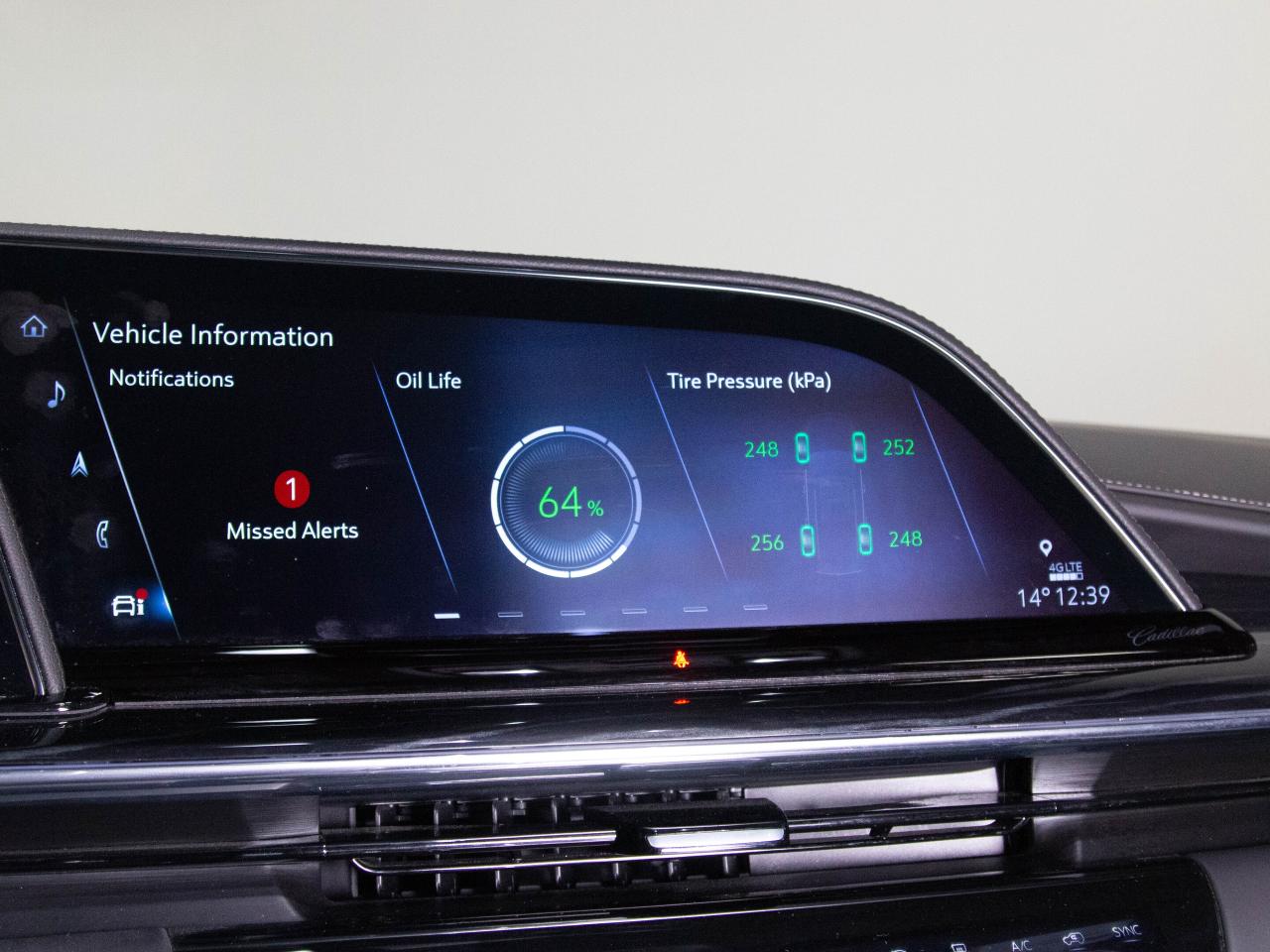 2023 Cadillac Escalade ESV V | SUPERCHARGED | 7 PASS | REAR ENTERTAINMENT PKG Photo