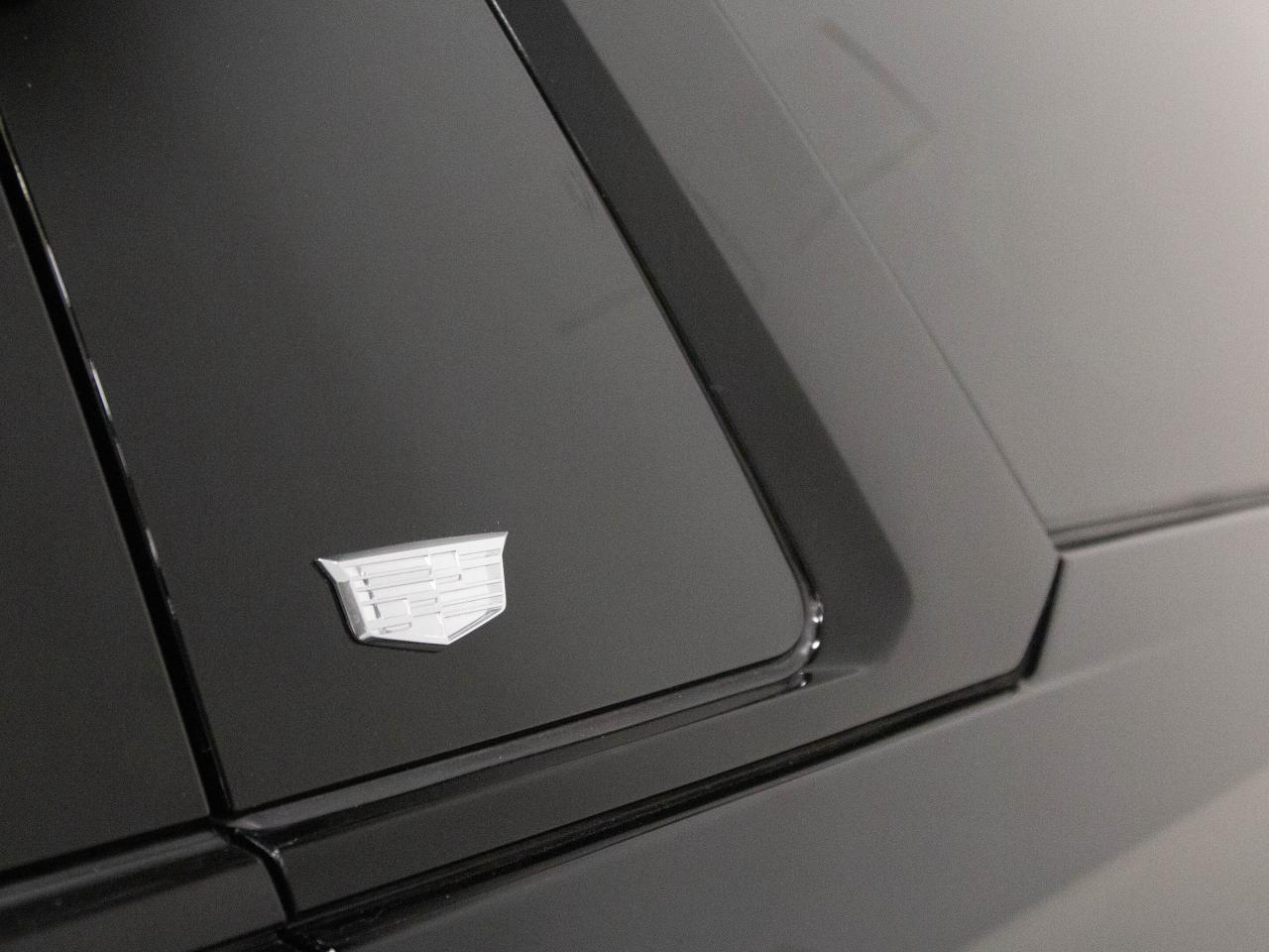 2023 Cadillac Escalade ESV V | SUPERCHARGED | 7 PASS | REAR ENTERTAINMENT PKG Photo