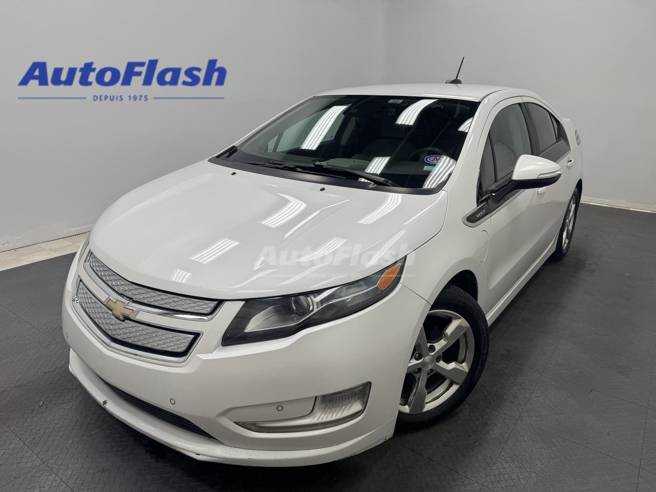 Used 2015 Chevrolet Volt HYBRID, CAMERA, BLUETOOTH, SIEGES CHAUFFANTS for sale in Saint-Hubert, QC