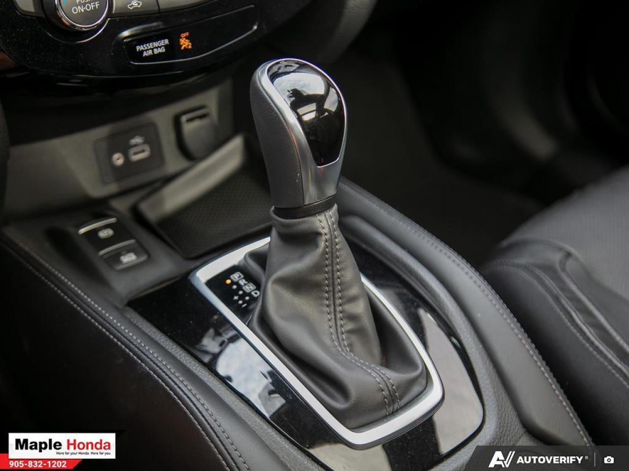 2019 Nissan Rogue AWD| Leather | Sunroof | Blind Spot | Heated Seats Photo