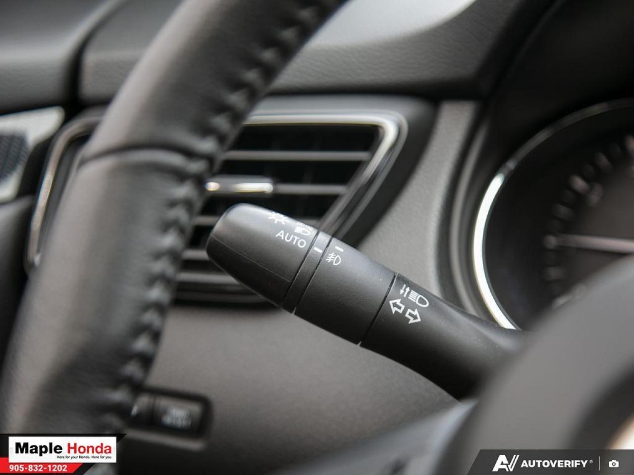 2019 Nissan Rogue AWD| Leather | Sunroof | Blind Spot | Heated Seats Photo